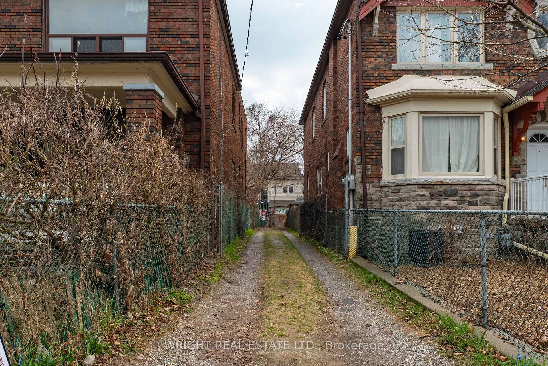 Photo 26 of 39 Nassau Street, Toronto, Kensington-Chinatown — HOMEH