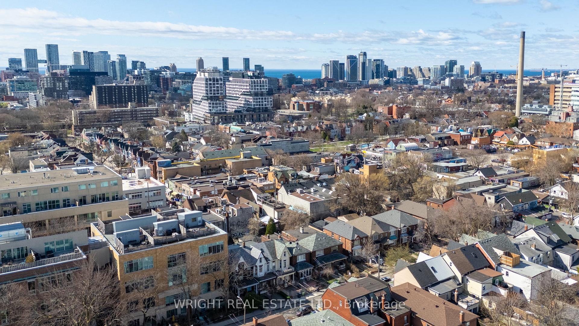 Photo 18 of 39 Nassau Street, Toronto, Kensington-Chinatown — HOMEH
