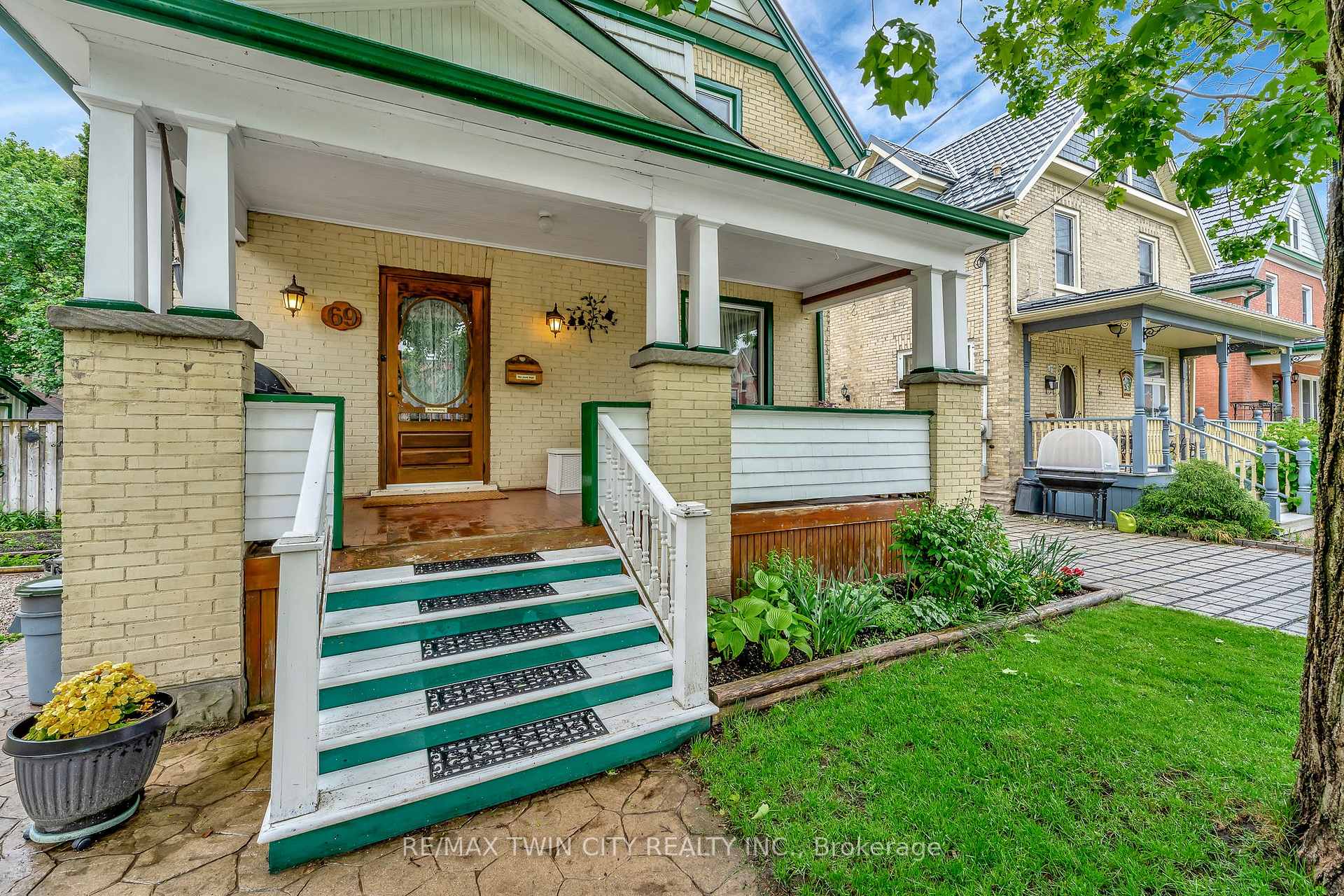 Photo 2 of 69 Shanley Street, Kitchener — HOMEH