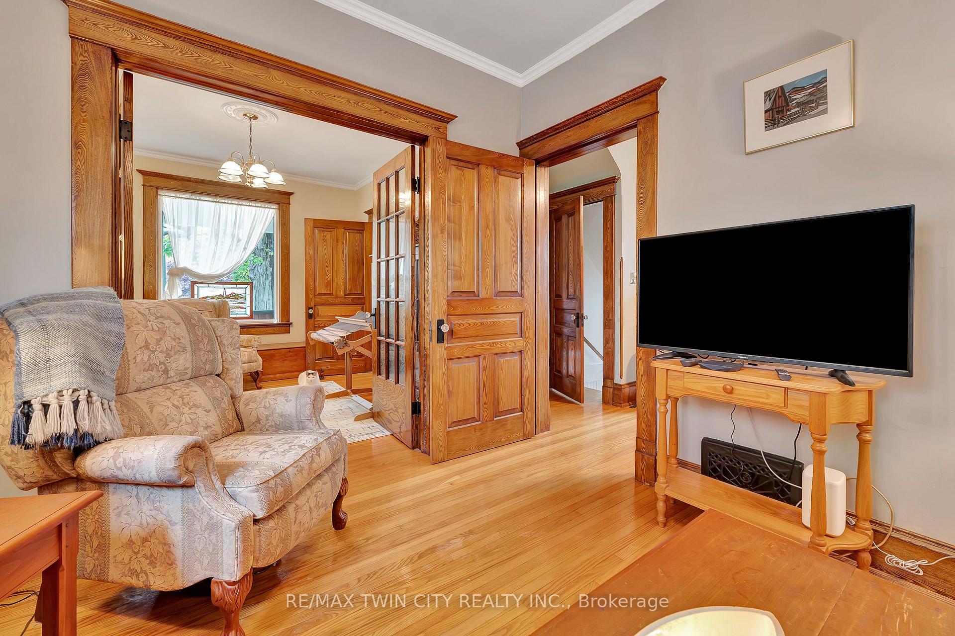 Photo 27 of 69 Shanley Street, Kitchener — HOMEH