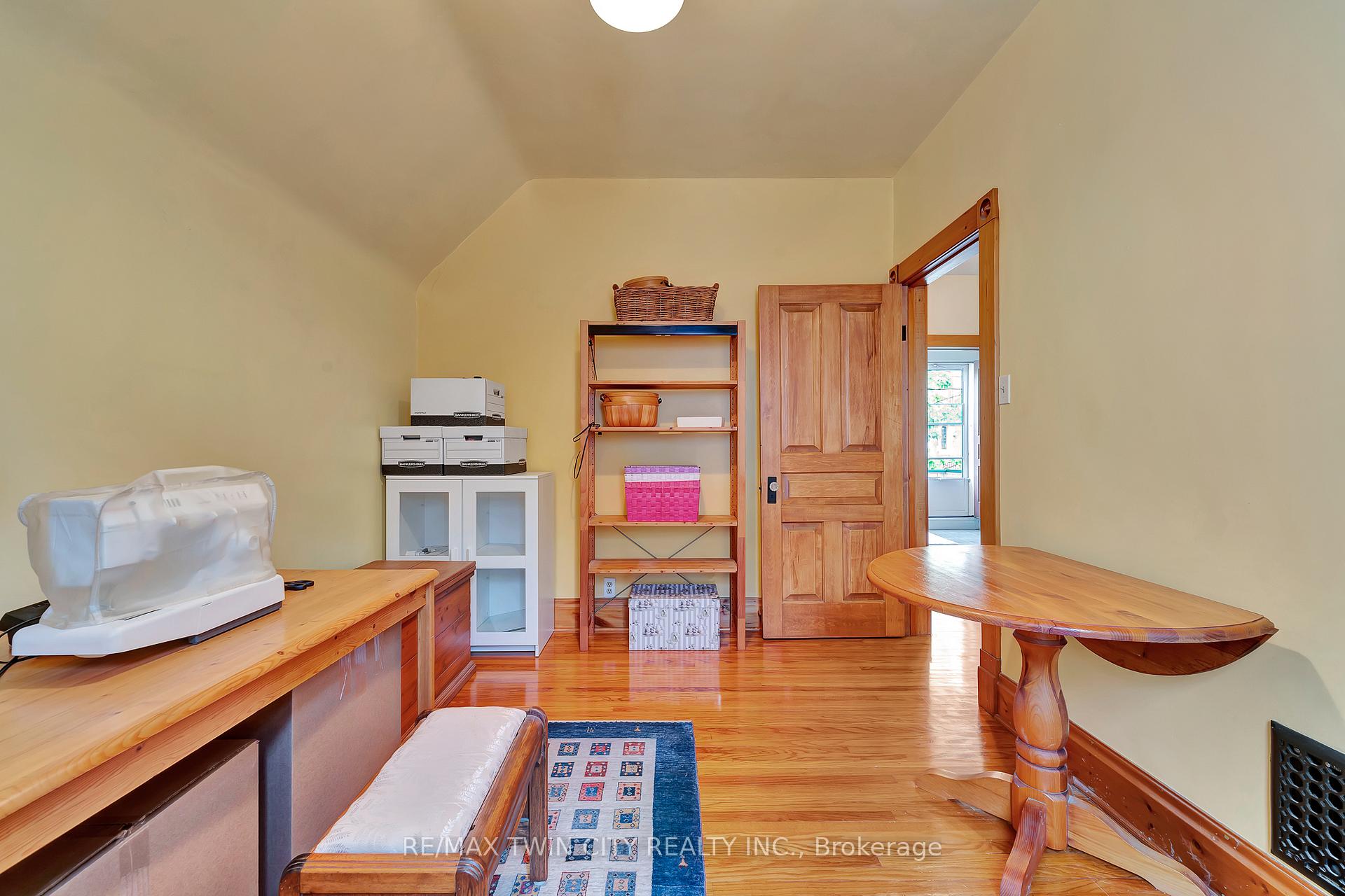 Photo 15 of 69 Shanley Street, Kitchener — HOMEH