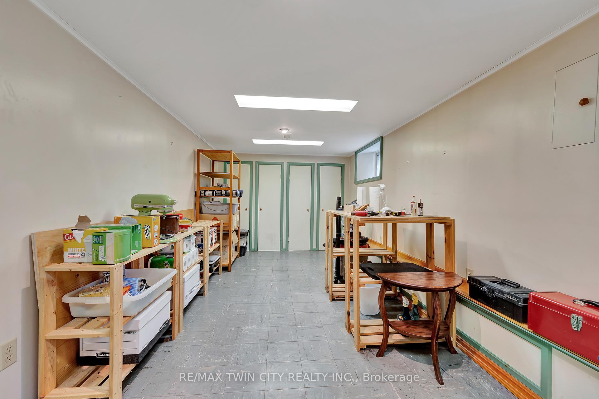 Photo 23 of 69 Shanley Street, Kitchener — HOMEH