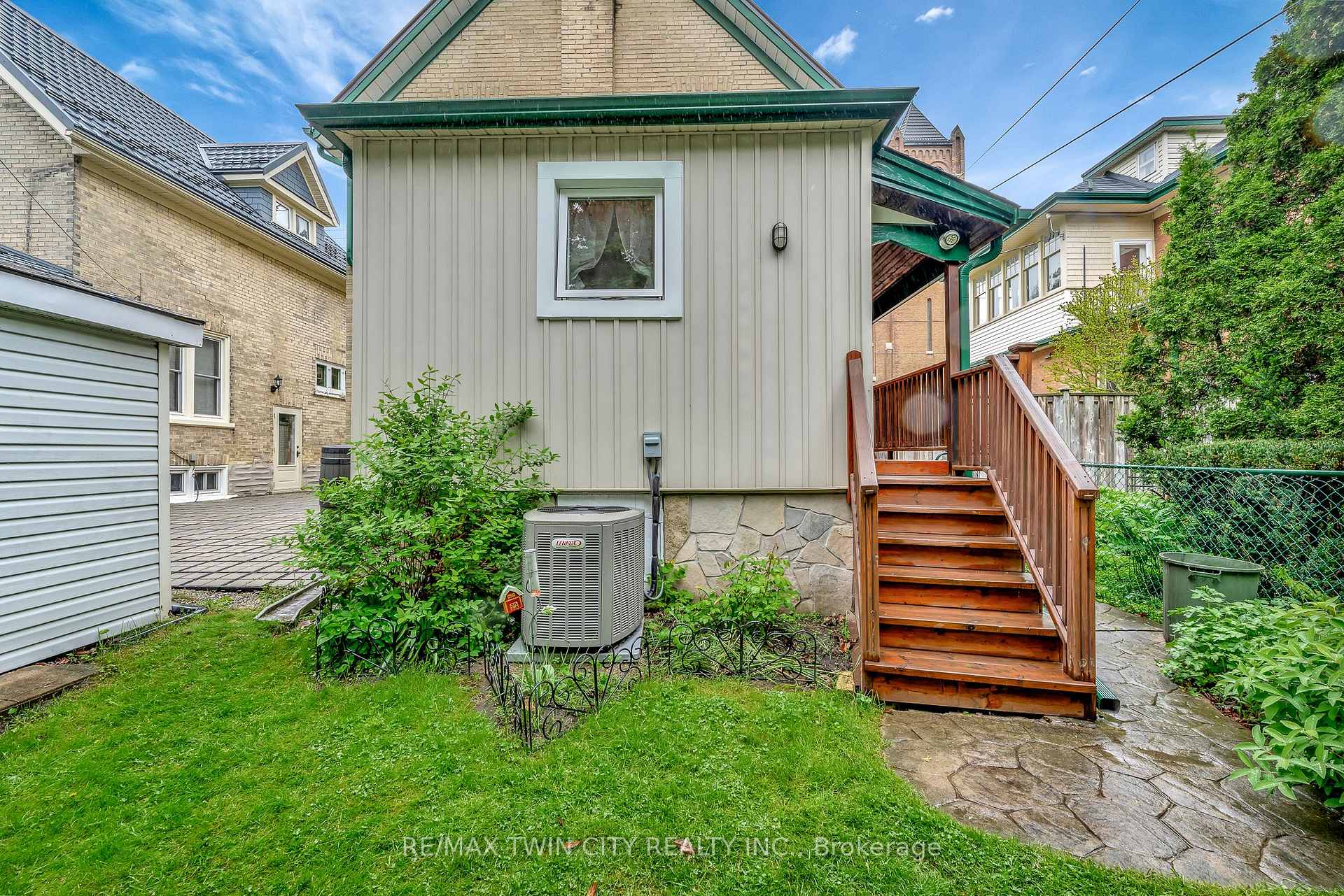 Photo 33 of 69 Shanley Street, Kitchener — HOMEH