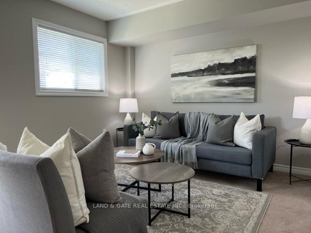 Photo 3 of 4 Katerson Lane, Clarington, Courtice — HOMEH