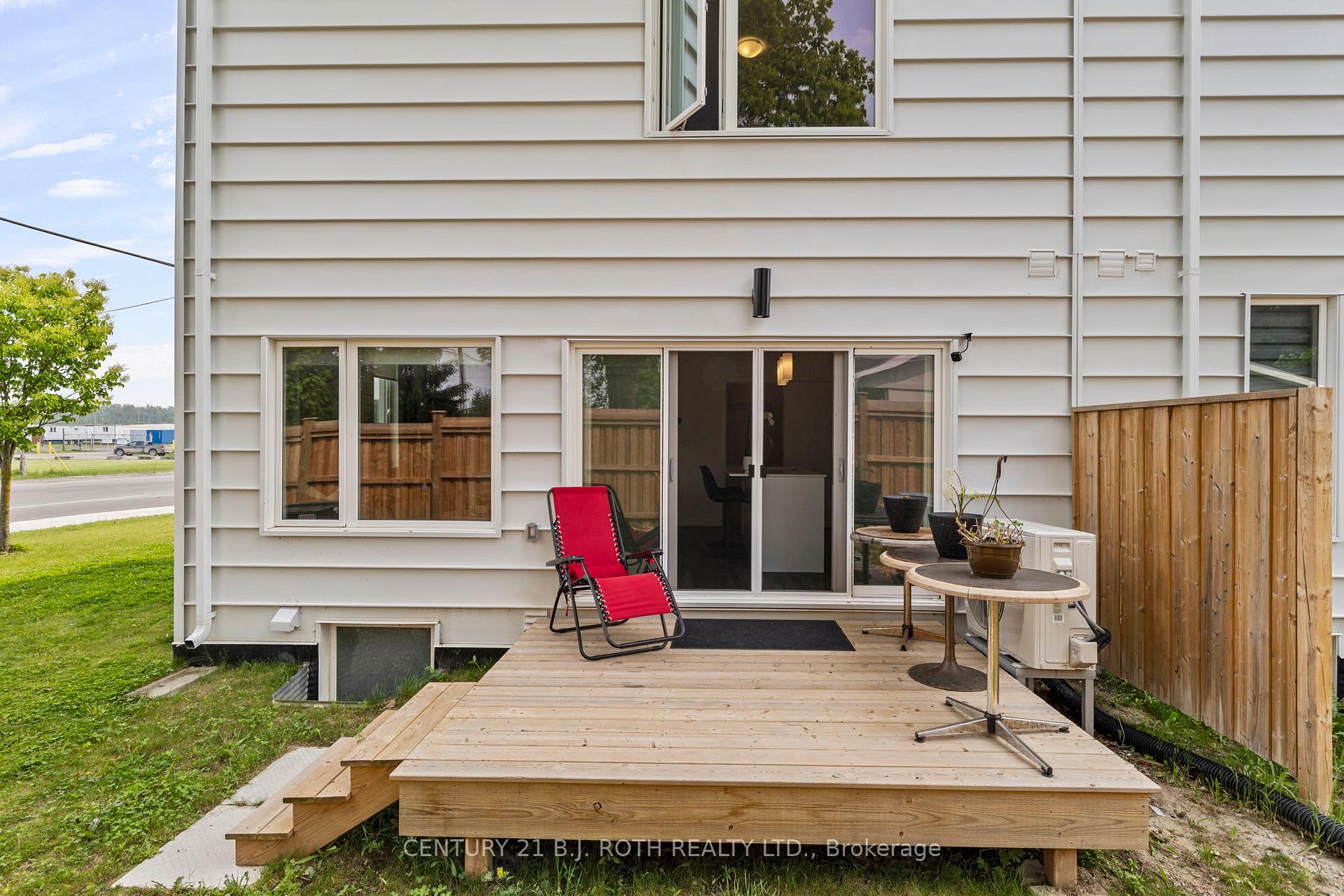 Photo 31 of 152 Athabaska Road, Barrie, Holly — HOMEH