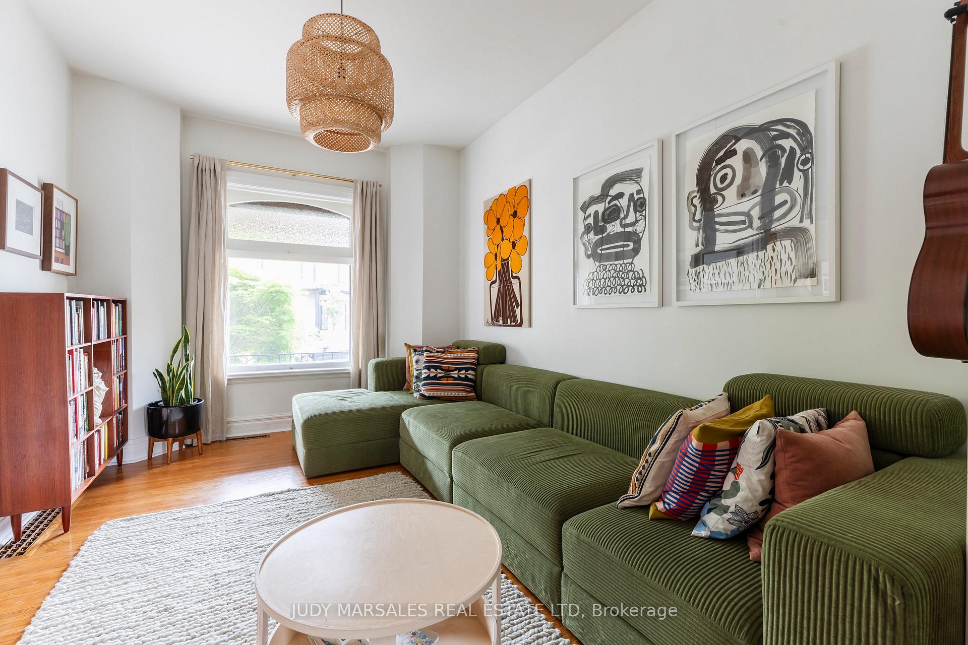 Photo 10 of 165 Walnut Street S, Hamilton, Corktown — HOMEH