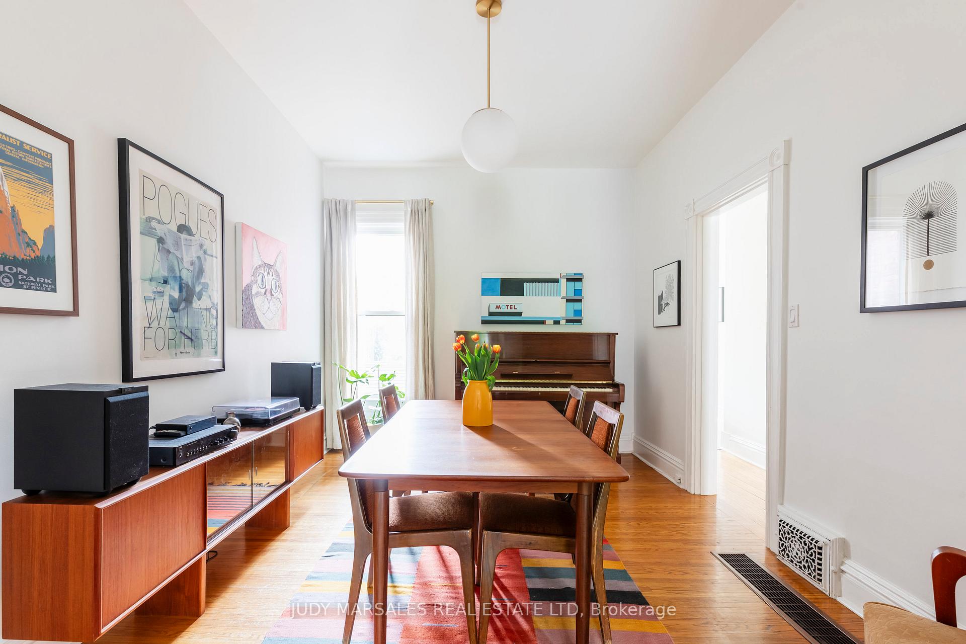 Photo 12 of 165 Walnut Street S, Hamilton, Corktown — HOMEH