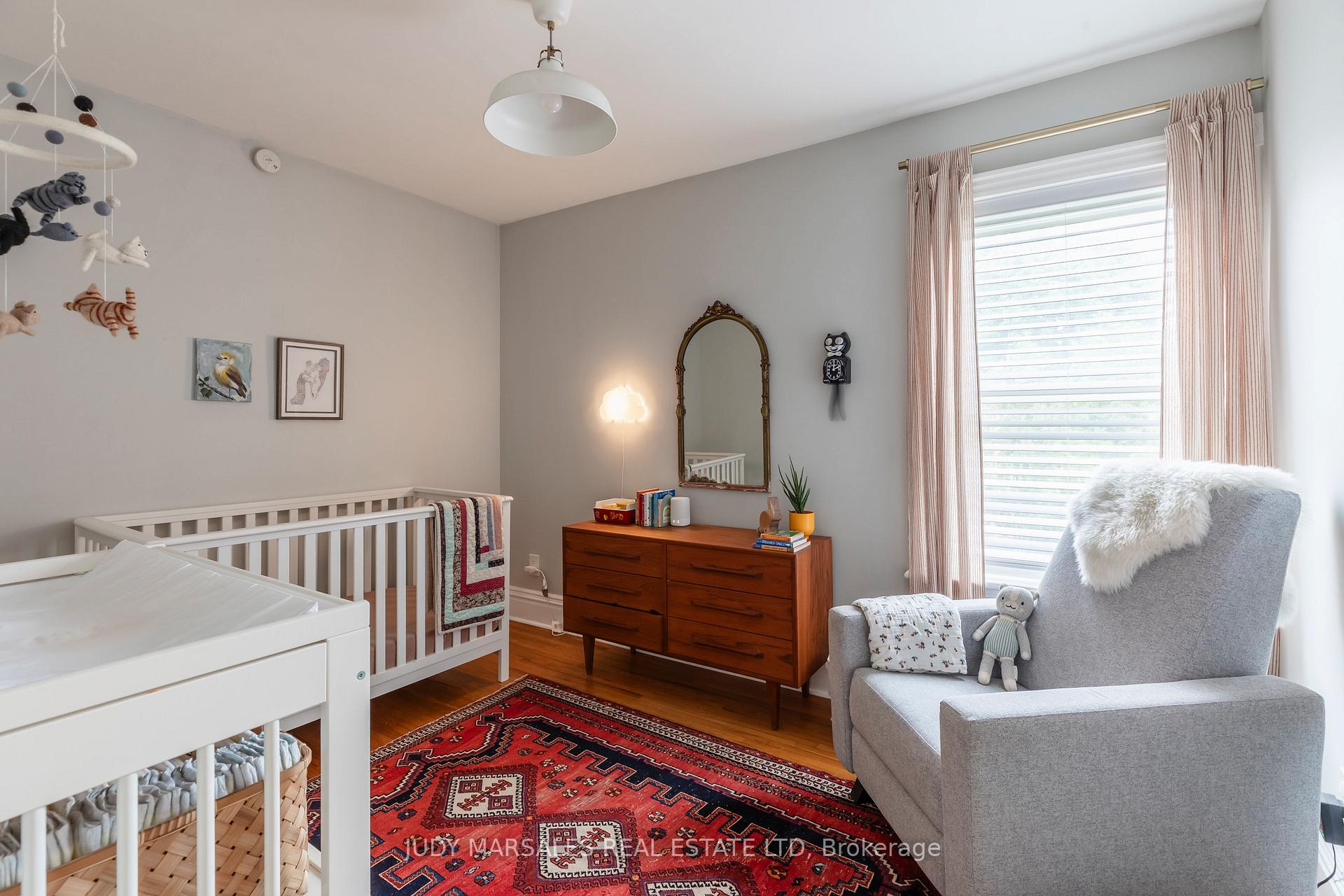 Photo 38 of 165 Walnut Street S, Hamilton, Corktown — HOMEH