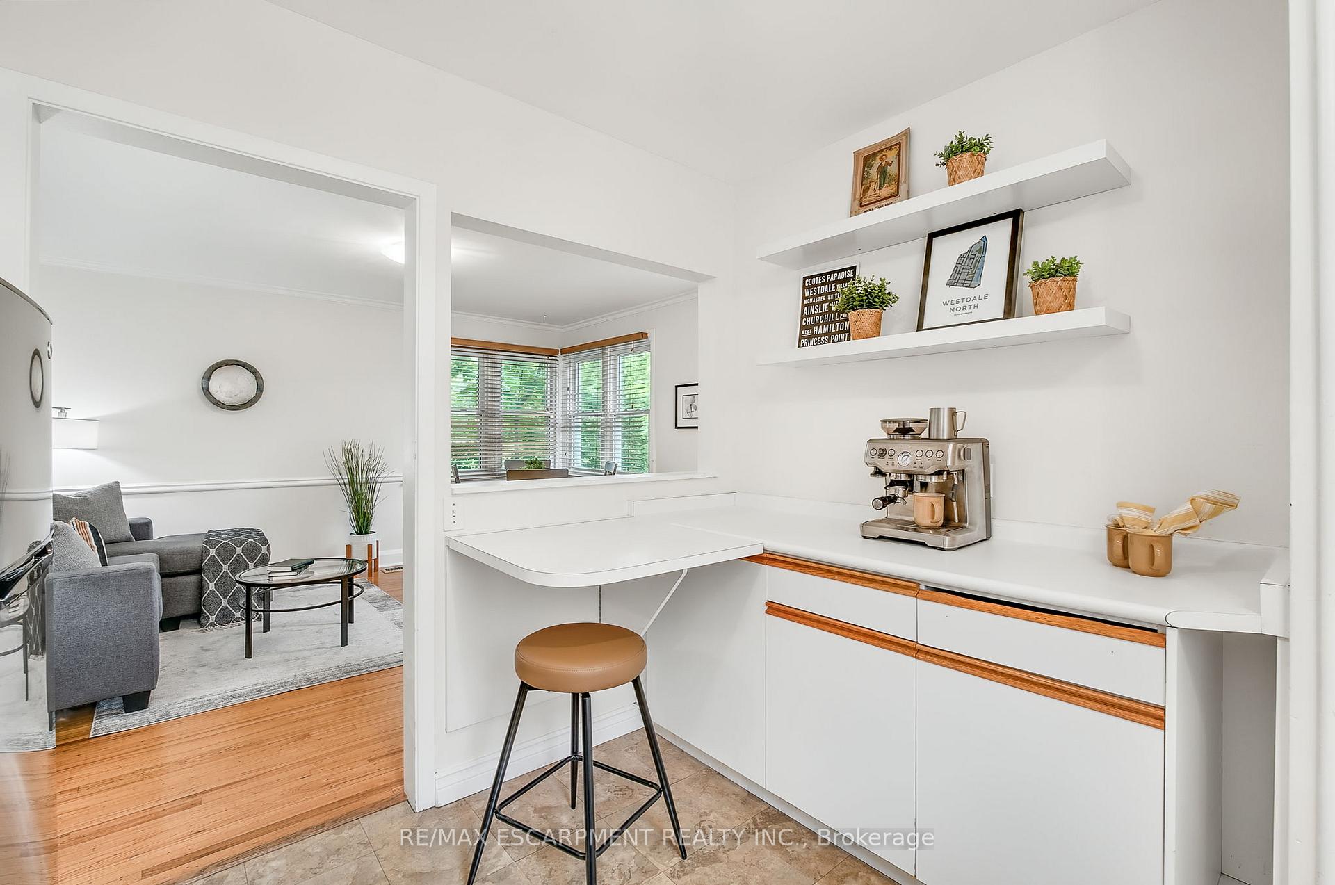 Photo 12 of 117 Norwood Road, Hamilton, Westdale — HOMEH