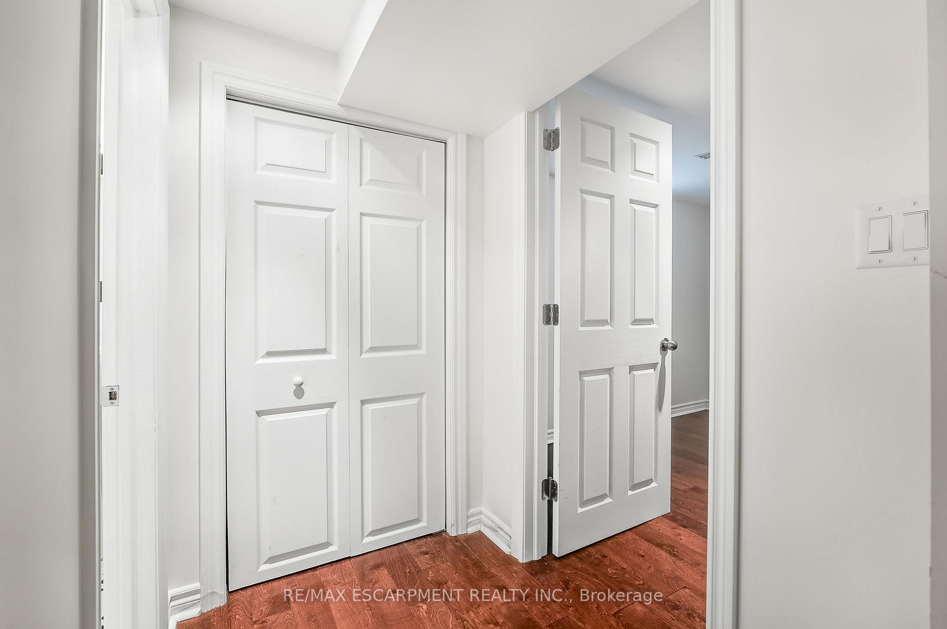 Photo 17 of 117 Norwood Road, Hamilton, Westdale — HOMEH