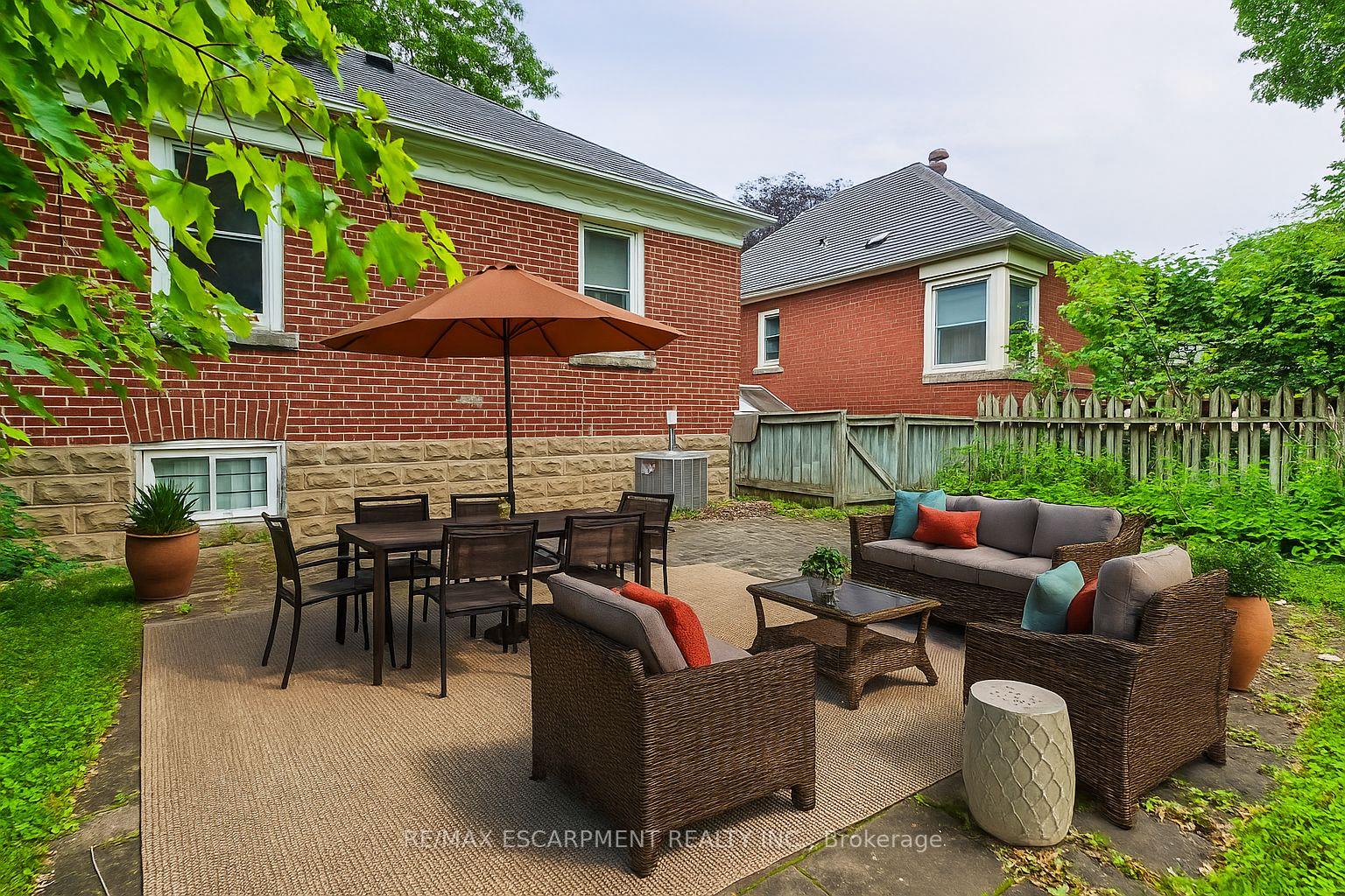 Photo 39 of 117 Norwood Road, Hamilton, Westdale — HOMEH