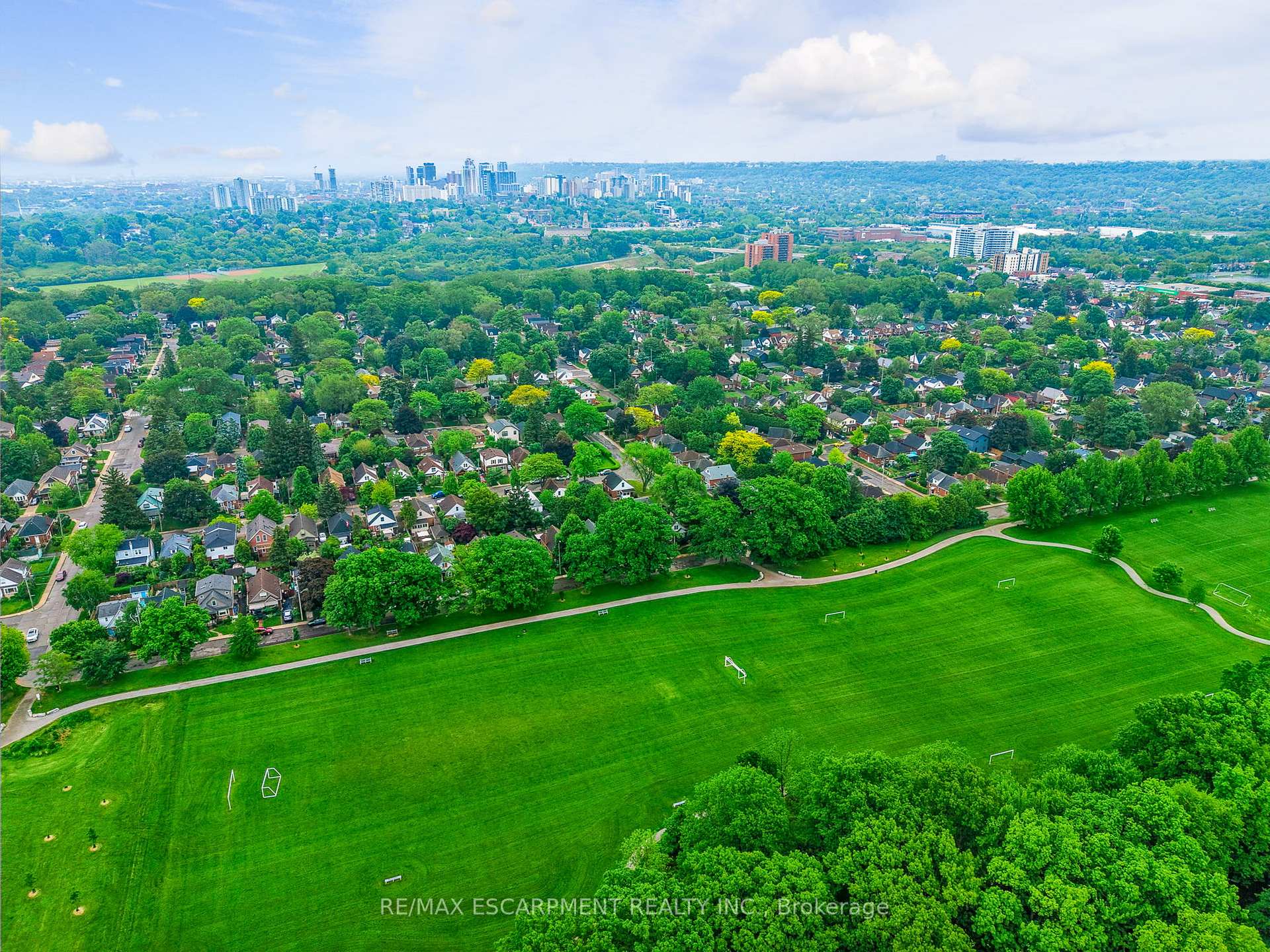 Photo 47 of 117 Norwood Road, Hamilton, Westdale — HOMEH