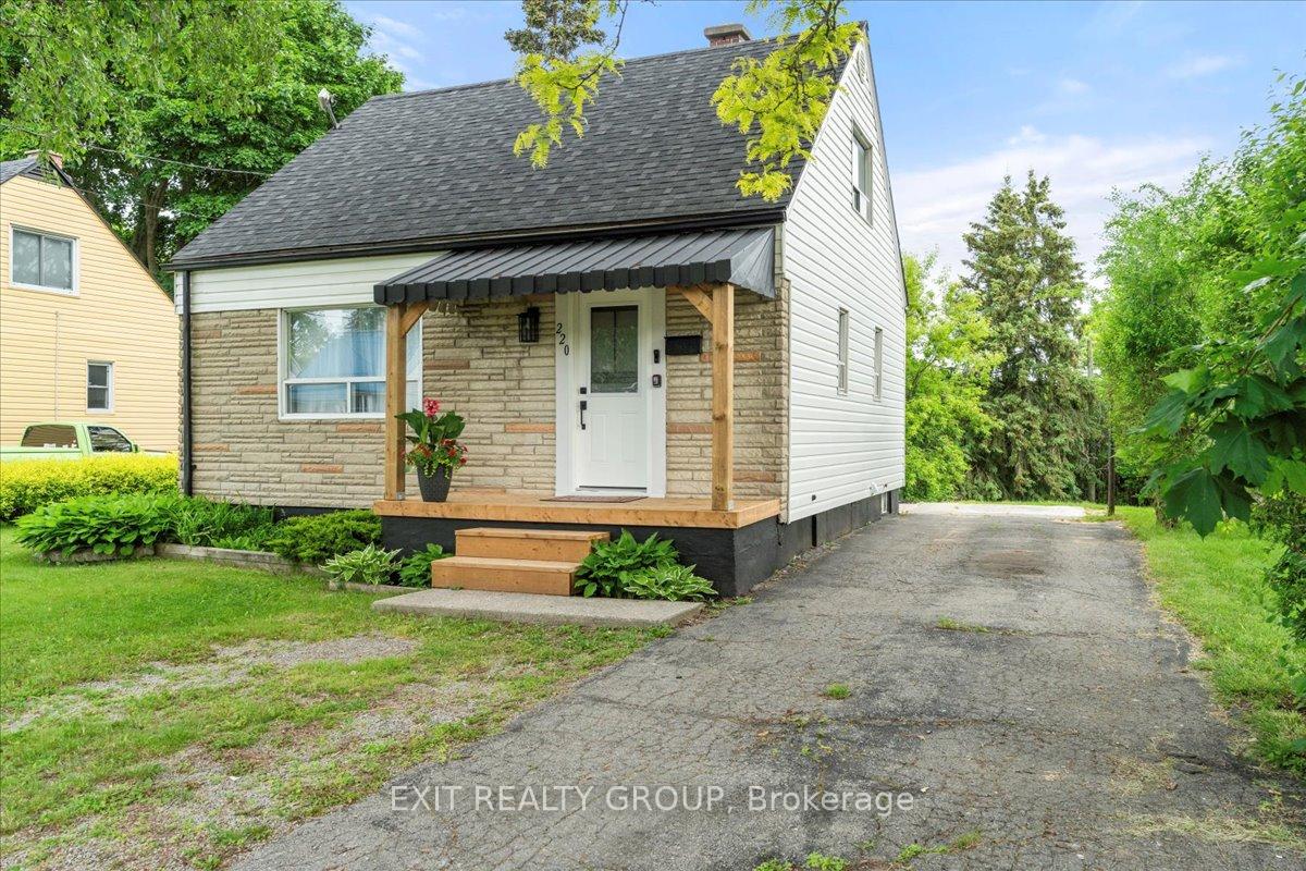 Photo 1 of 220 Pine Street, Belleville, Belleville Ward — HOMEH