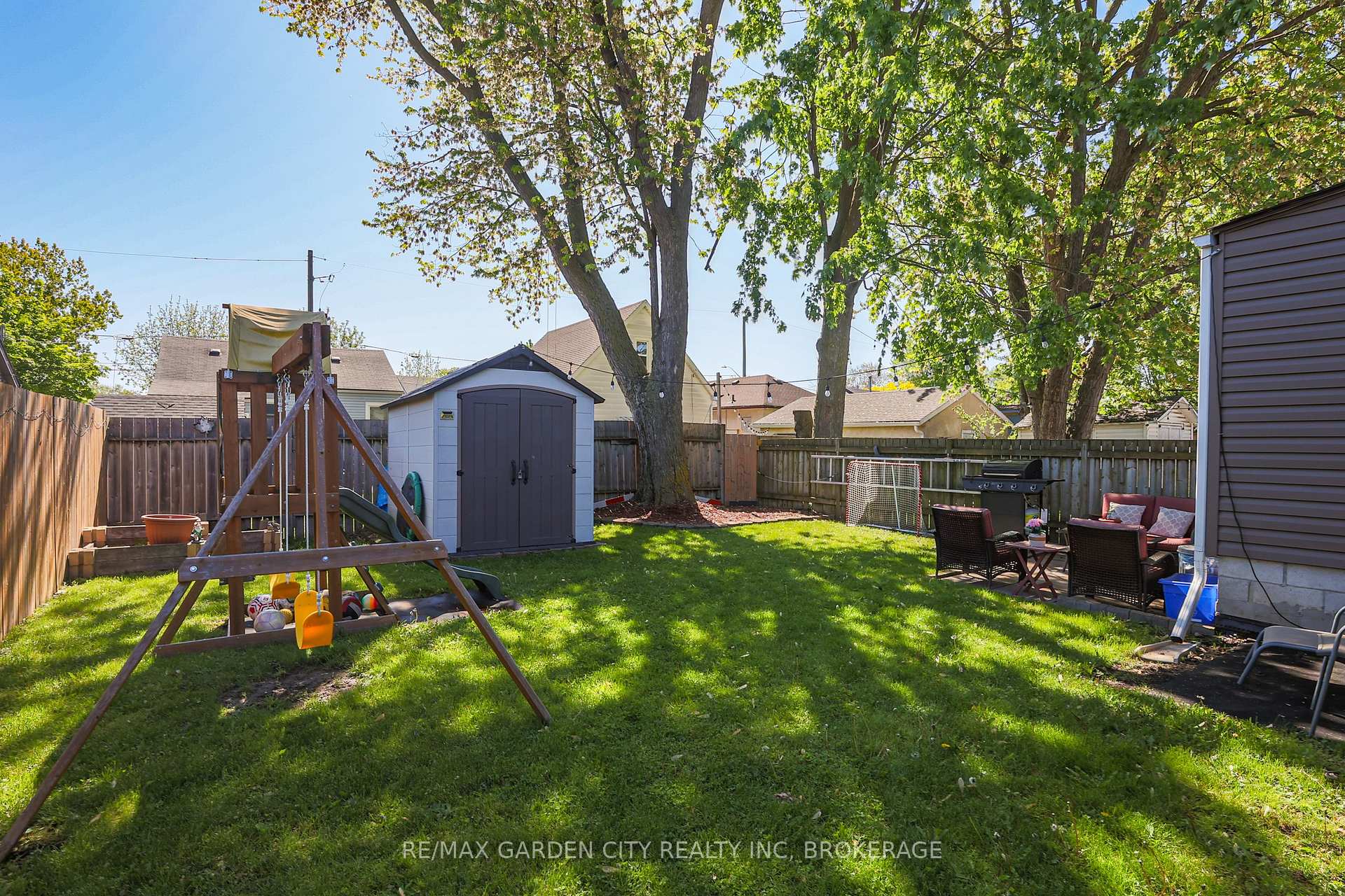 Photo 34 of 32 Sherbourne Street, St. Catharines, Facer — HOMEH