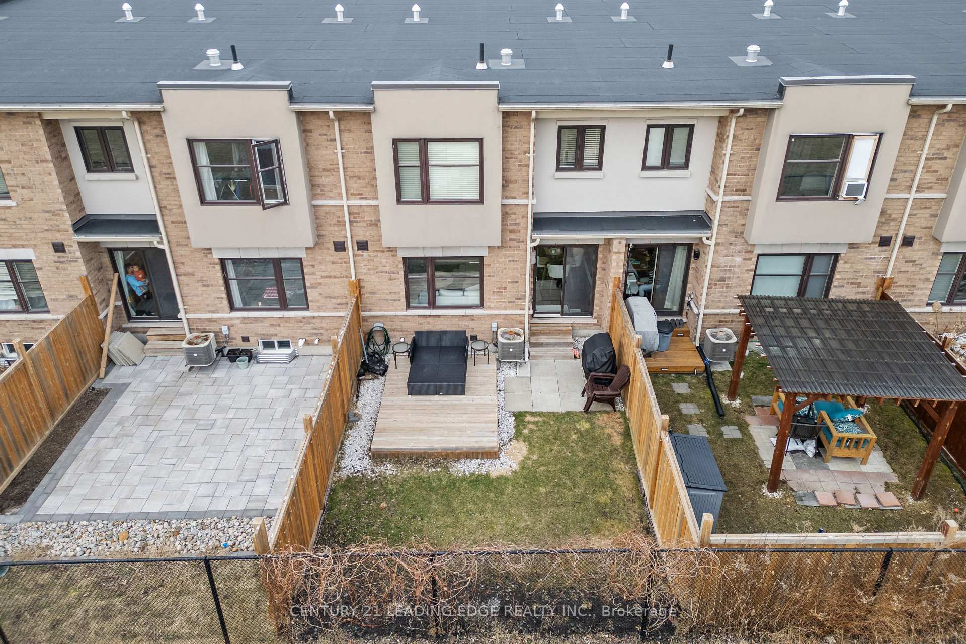 Photo 24 of 46 Jerseyville Way, Whitby, Downtown Whitby — HOMEH