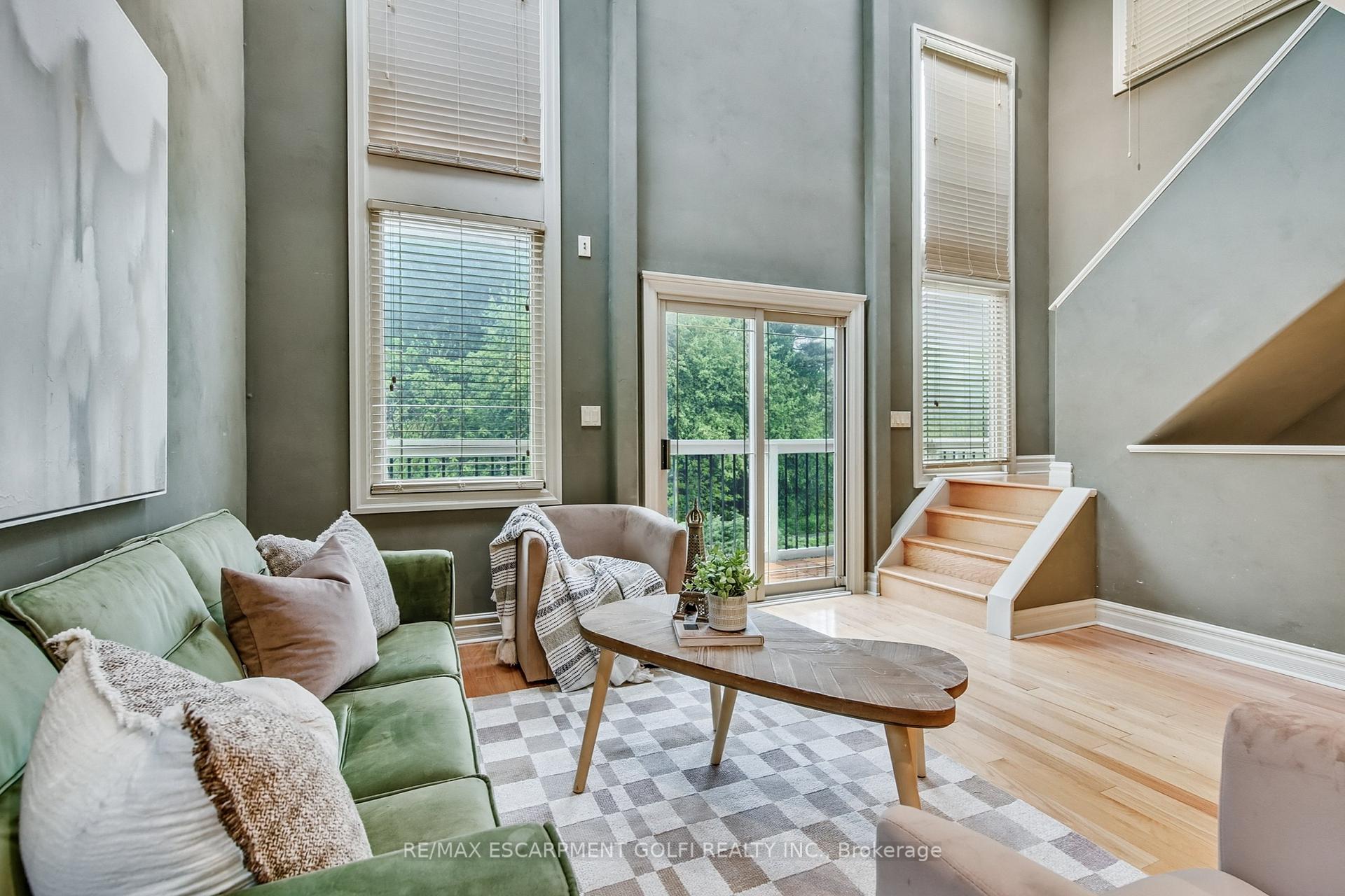 Photo 22 of 693 Powerline Road, Hamilton, Rural Ancaster — HOMEH