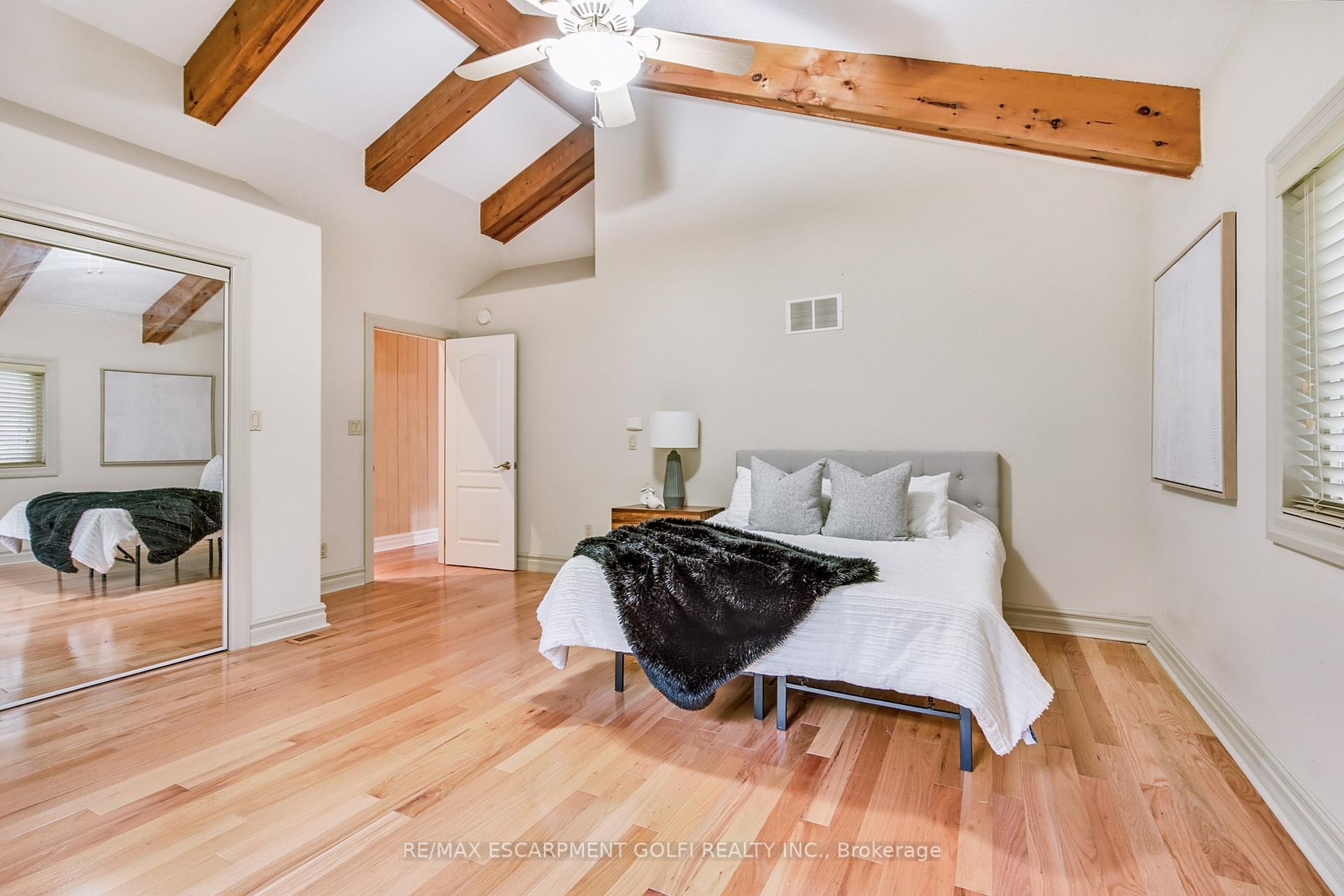 Photo 19 of 693 Powerline Road, Hamilton, Rural Ancaster — HOMEH