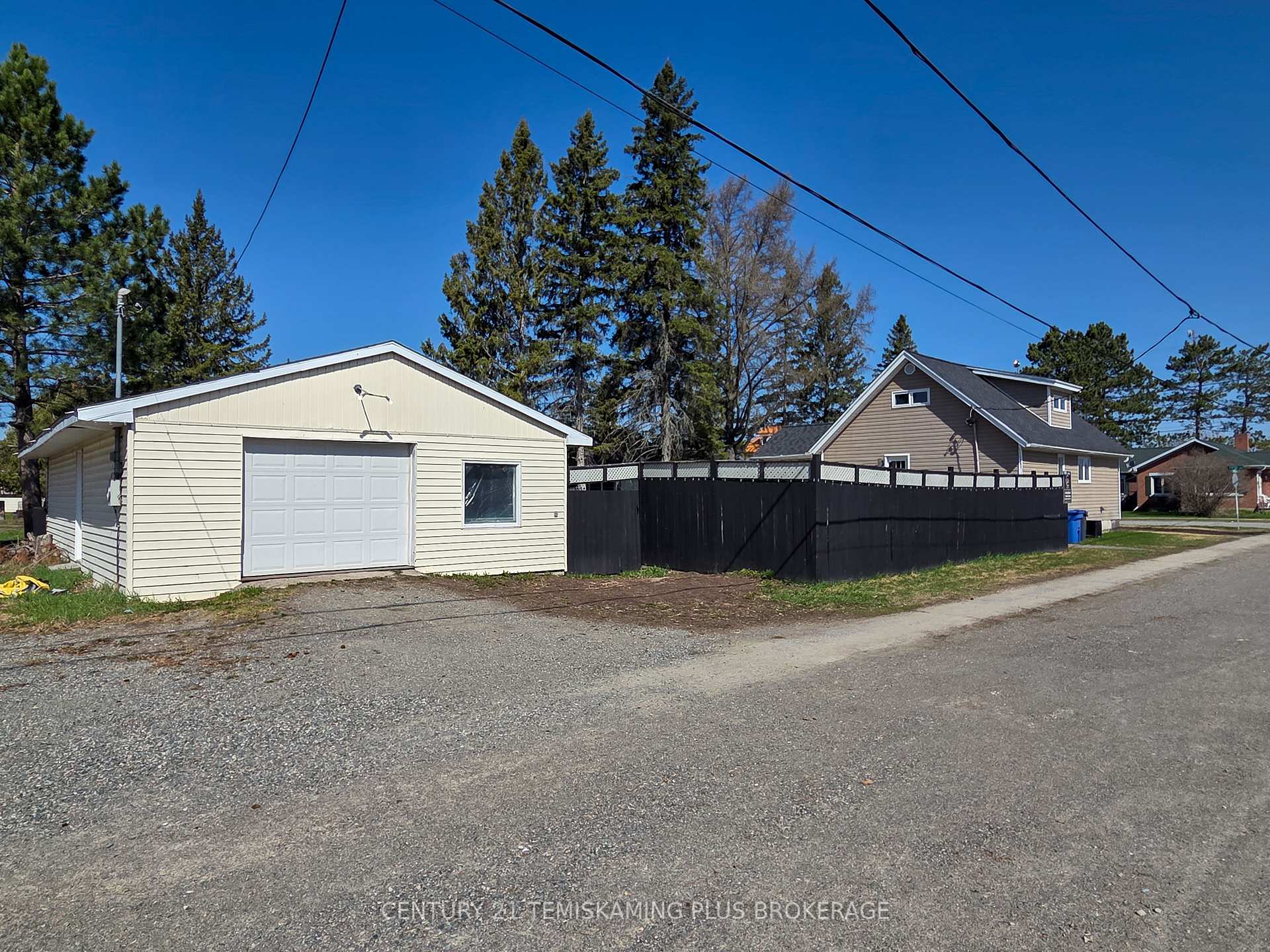 Photo 35 of 42 5th Avenue, Englehart — HOMEH