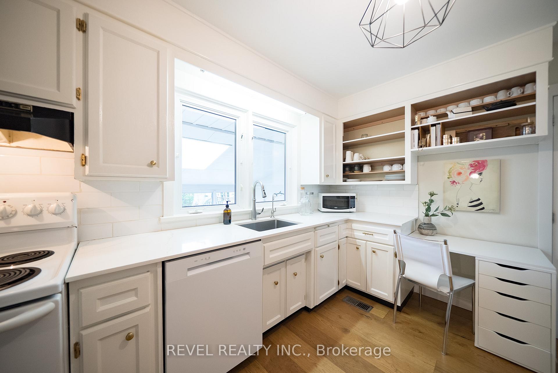 Photo 16 of 128 Blueridge Avenue, Kitchener — HOMEH