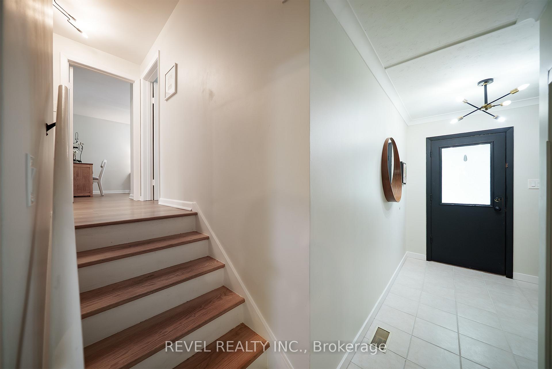 Photo 12 of 128 Blueridge Avenue, Kitchener — HOMEH