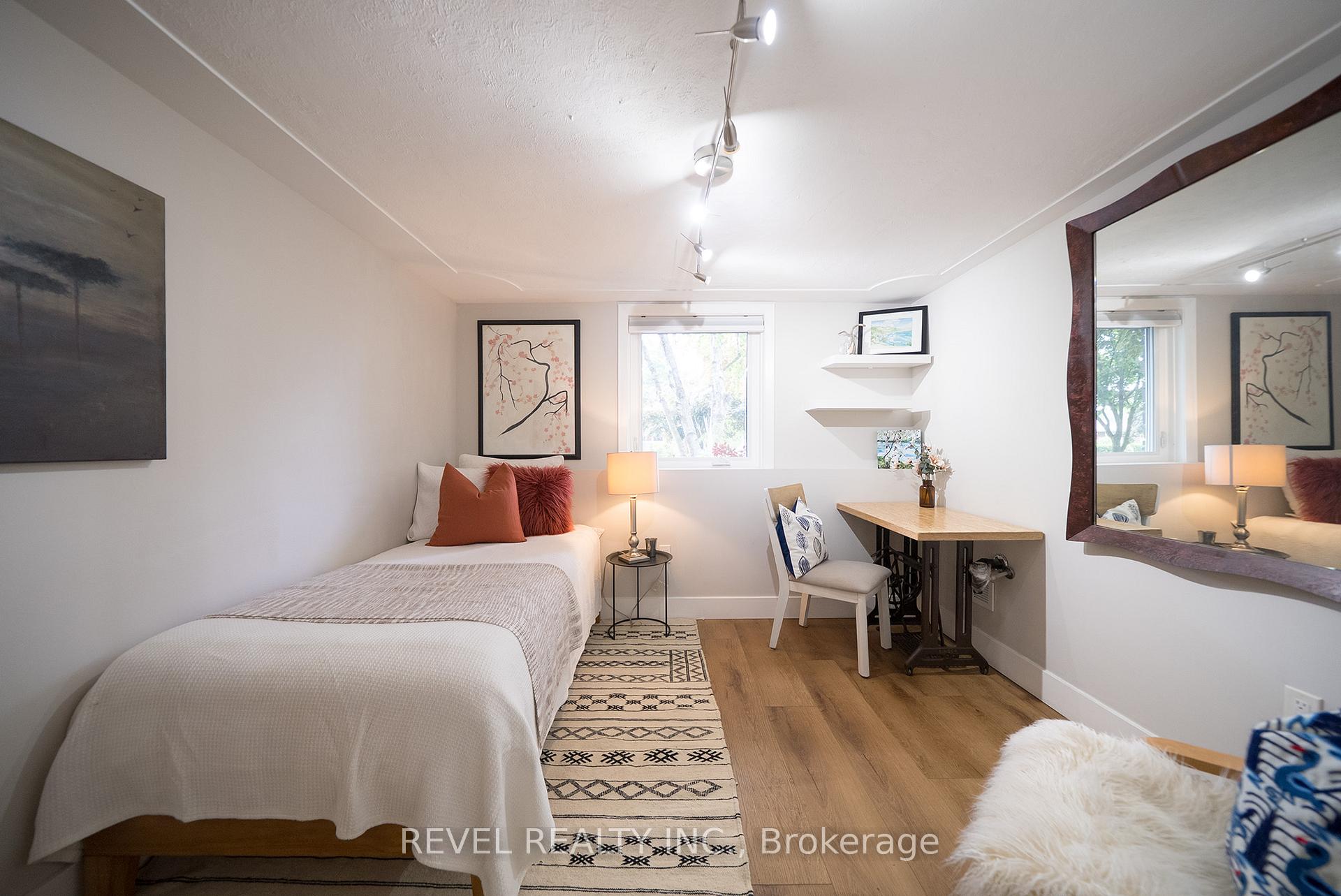 Photo 25 of 128 Blueridge Avenue, Kitchener — HOMEH