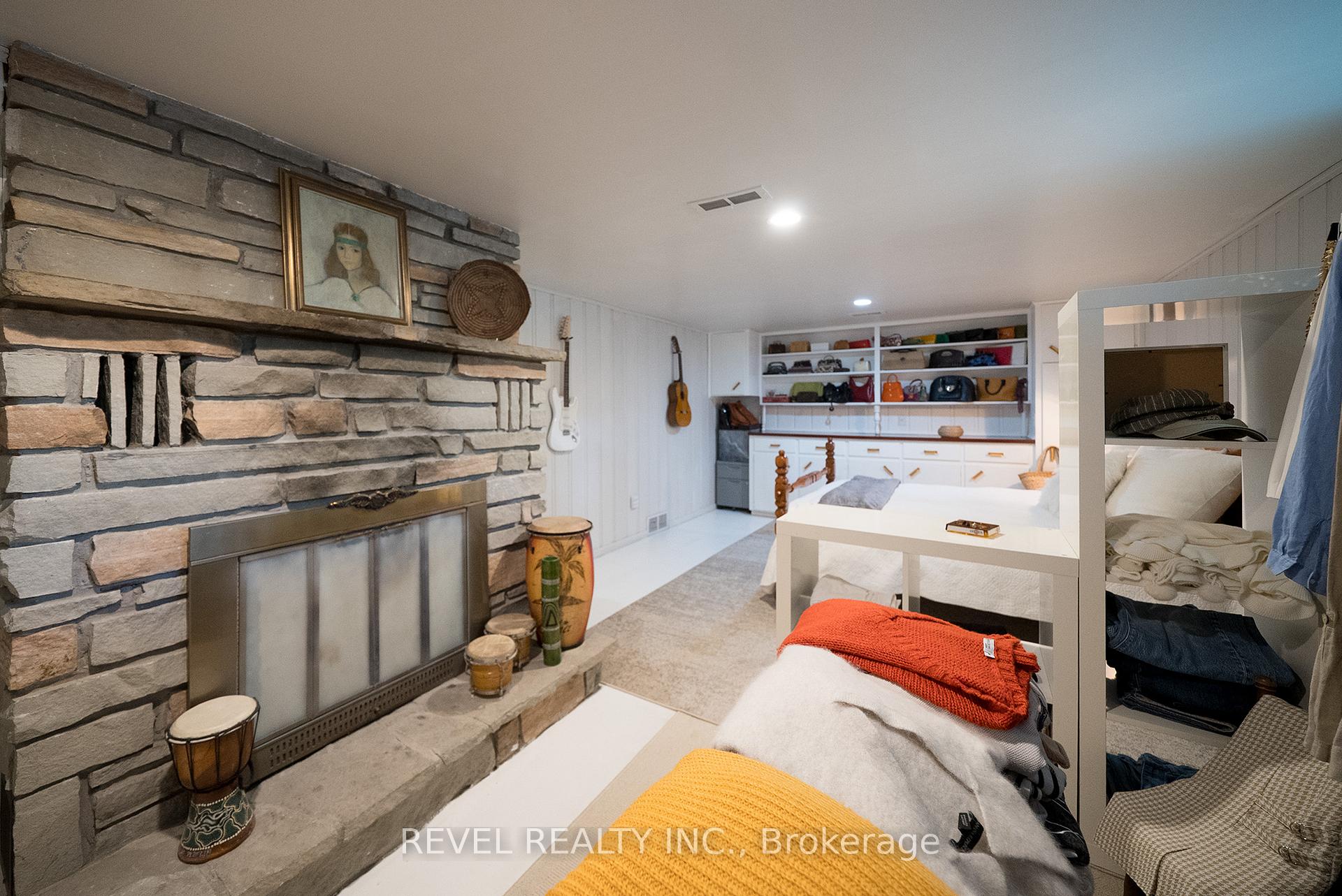 Photo 34 of 128 Blueridge Avenue, Kitchener — HOMEH