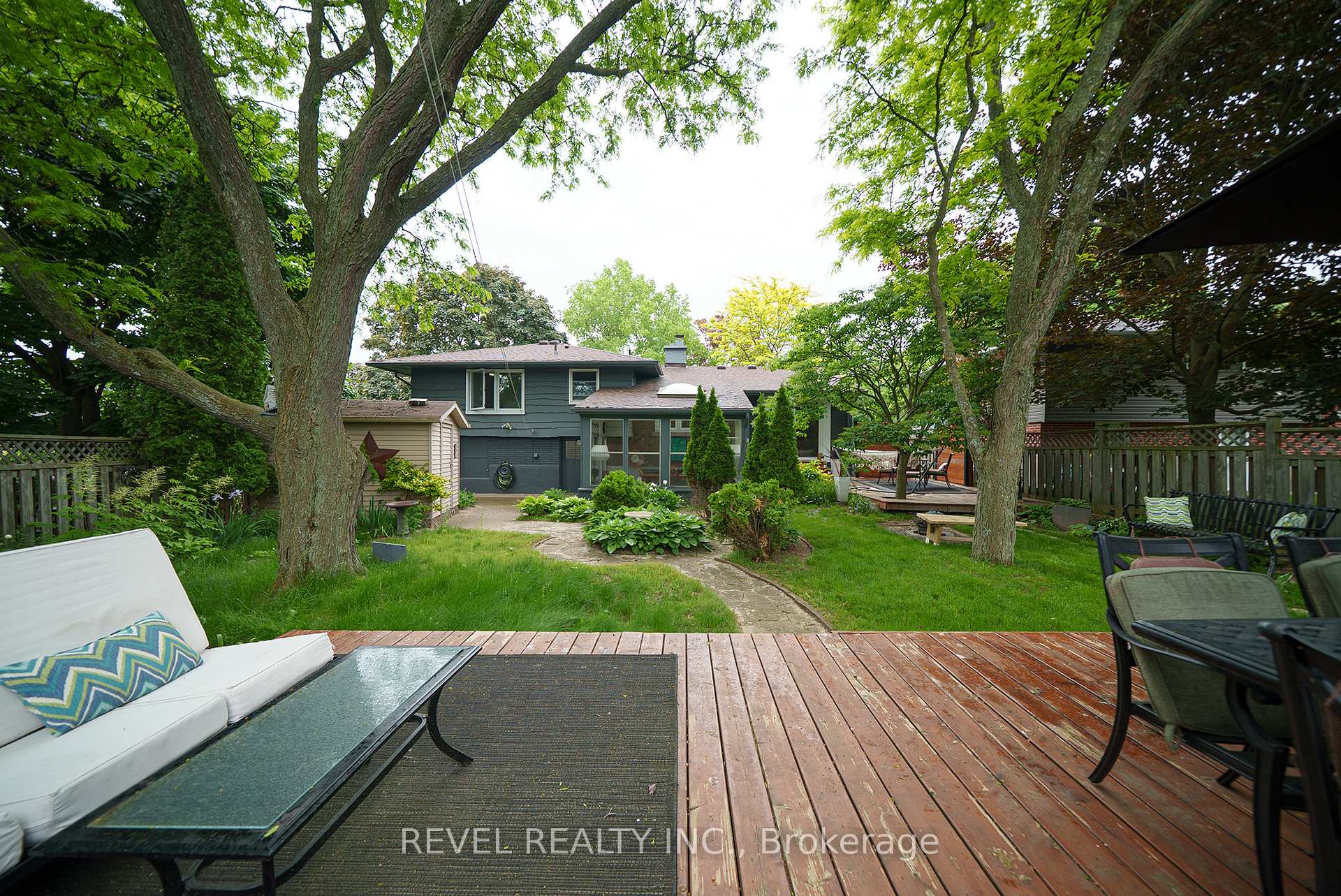 Photo 39 of 128 Blueridge Avenue, Kitchener — HOMEH