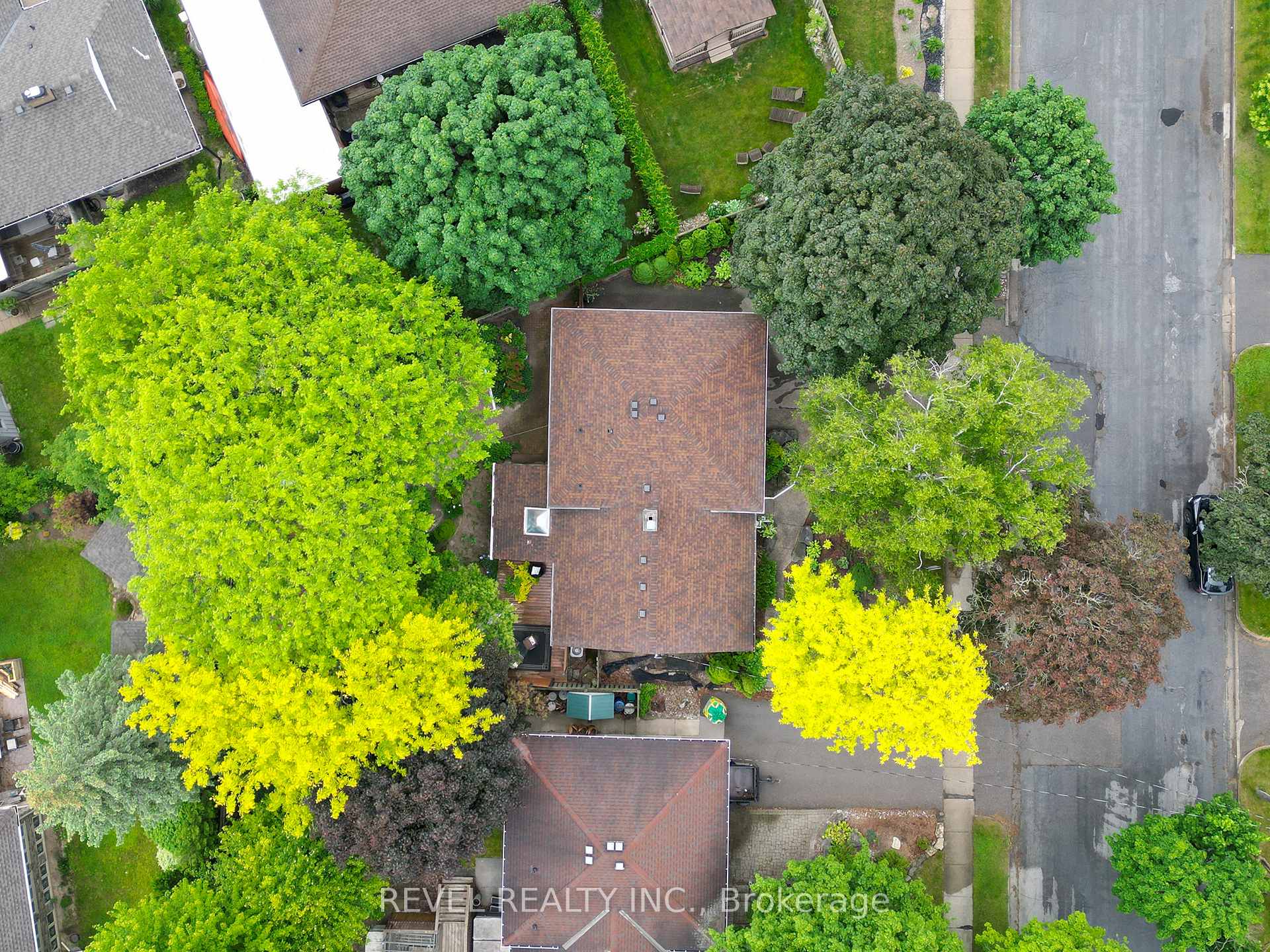 Photo 48 of 128 Blueridge Avenue, Kitchener — HOMEH
