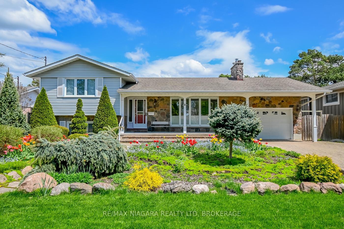 Photo 1 of 48 Lockview Crescent, St. Catharines, Bunting/Linwell — HOMEH