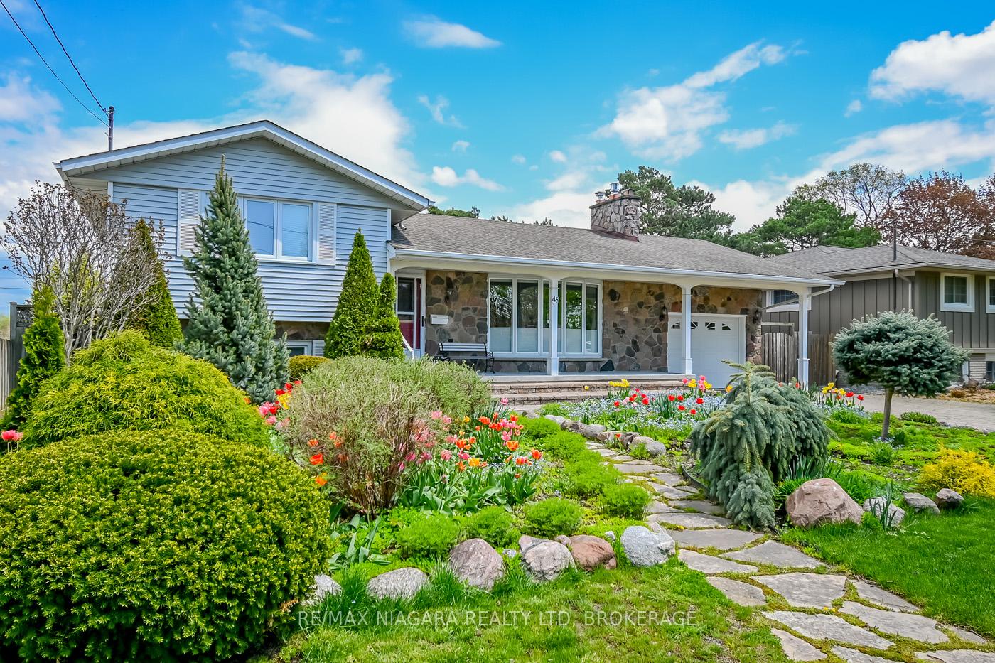 Photo 14 of 48 Lockview Crescent, St. Catharines, Bunting/Linwell — HOMEH