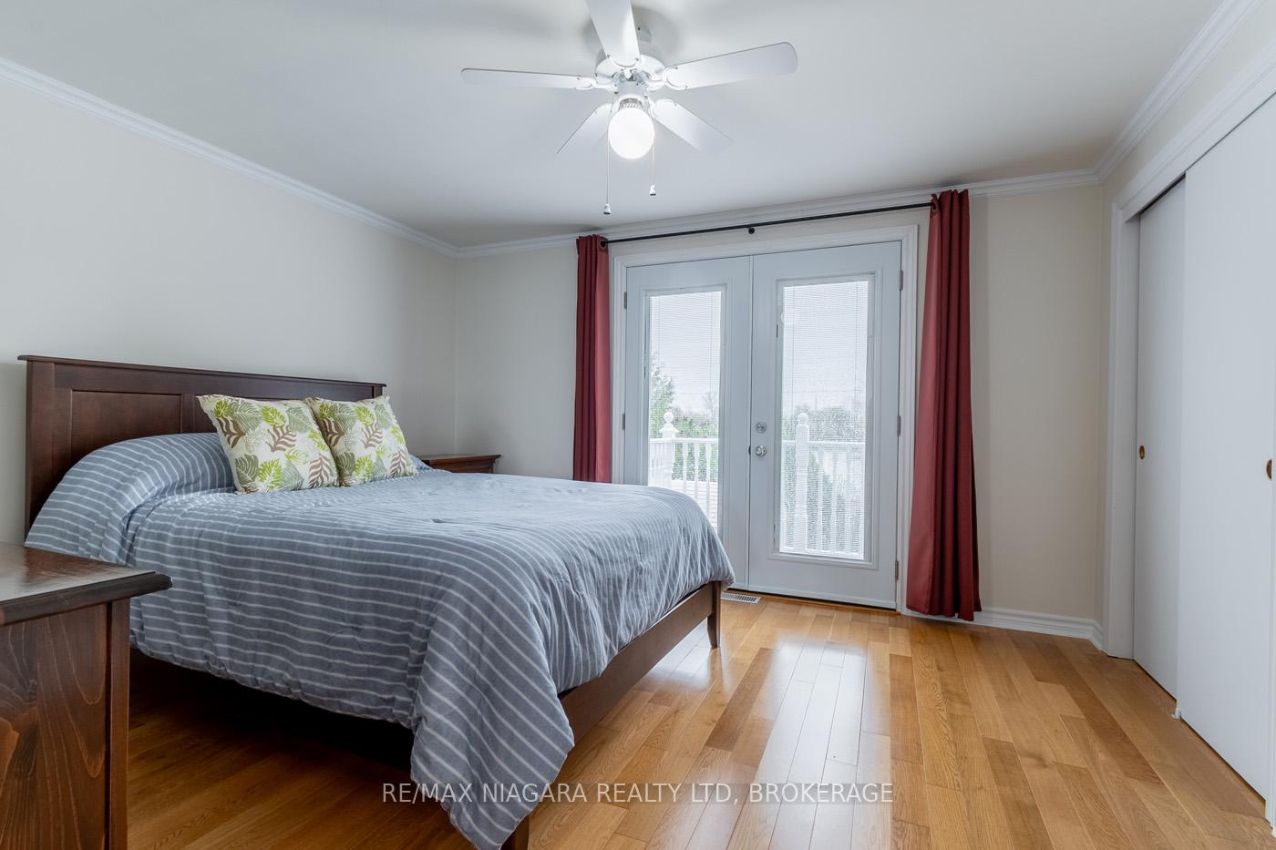 Photo 34 of 48 Lockview Crescent, St. Catharines, Bunting/Linwell — HOMEH