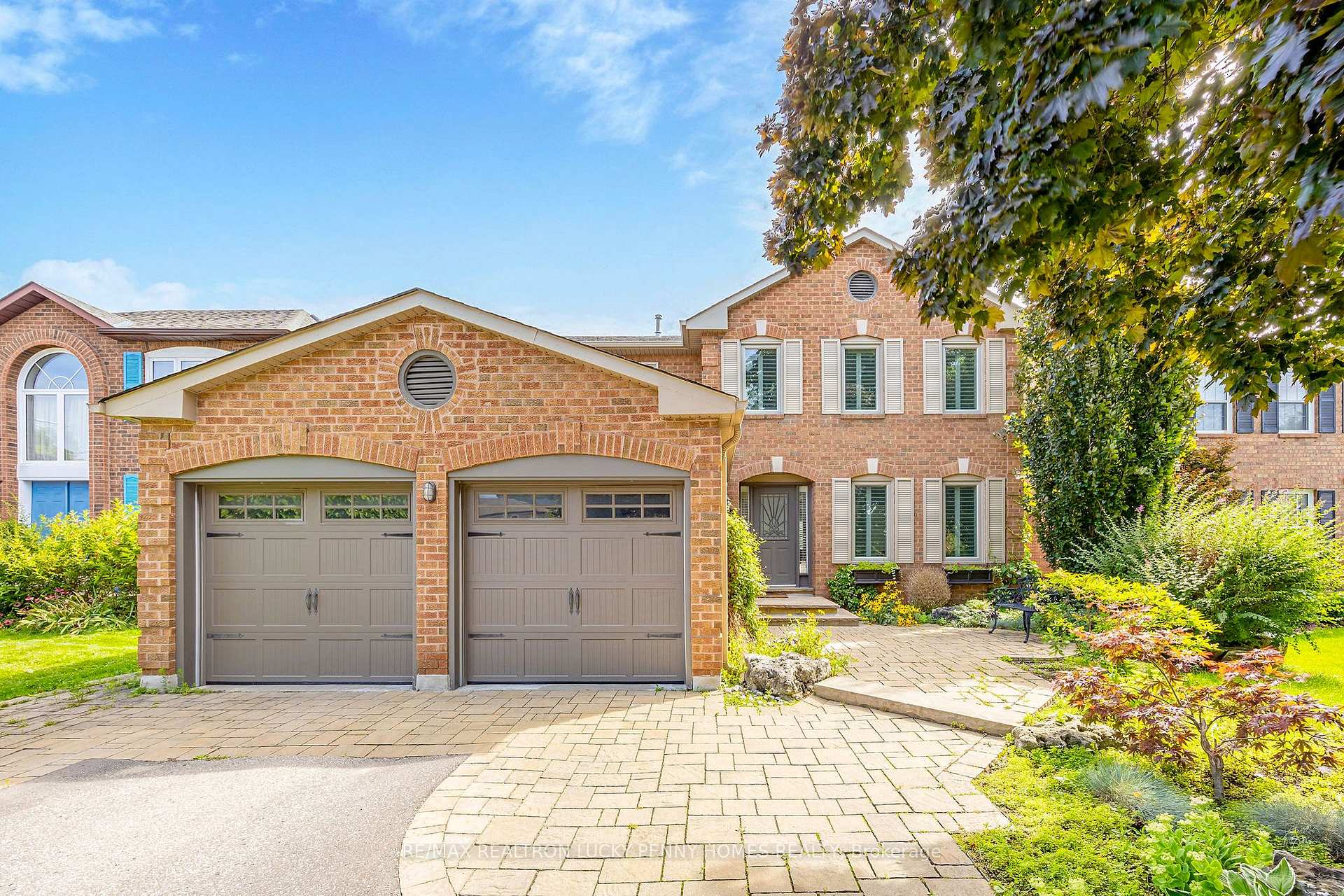 Photo 24 of 126 Aitken Circle, Markham, Unionville — HOMEH