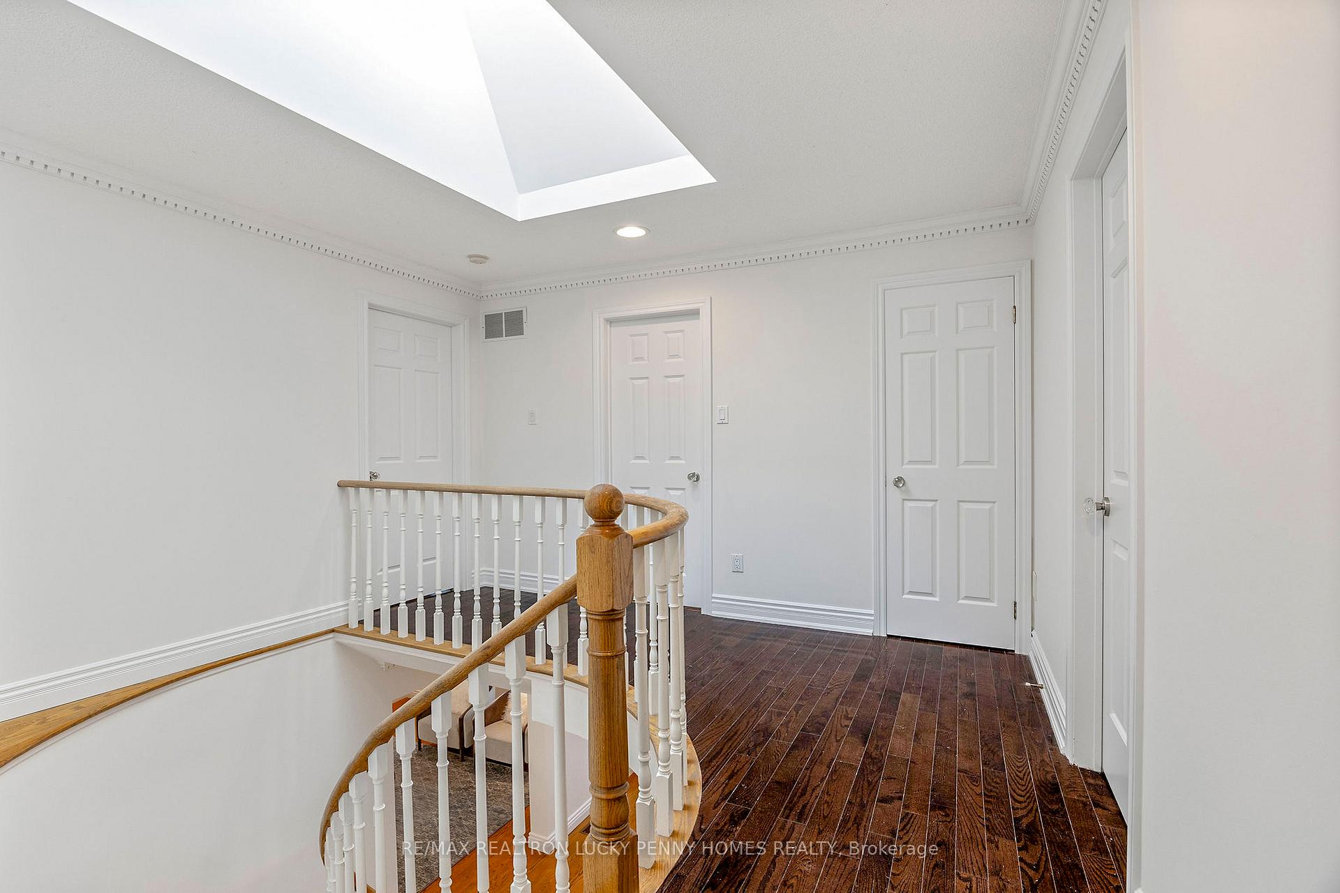 Photo 35 of 126 Aitken Circle, Markham, Unionville — HOMEH
