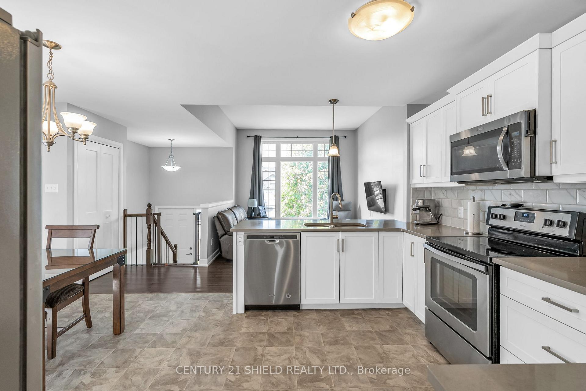 Photo 13 of 56 Cameron Crescent, Cornwall — HOMEH