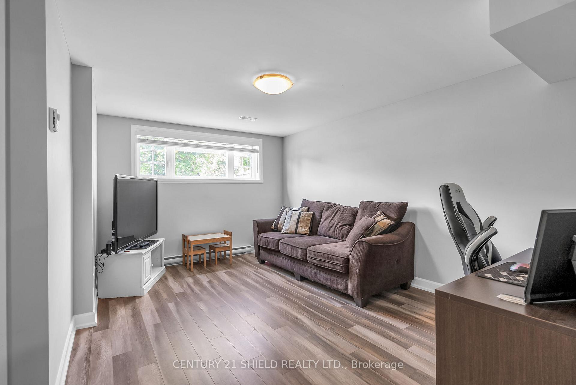 Photo 20 of 56 Cameron Crescent, Cornwall — HOMEH