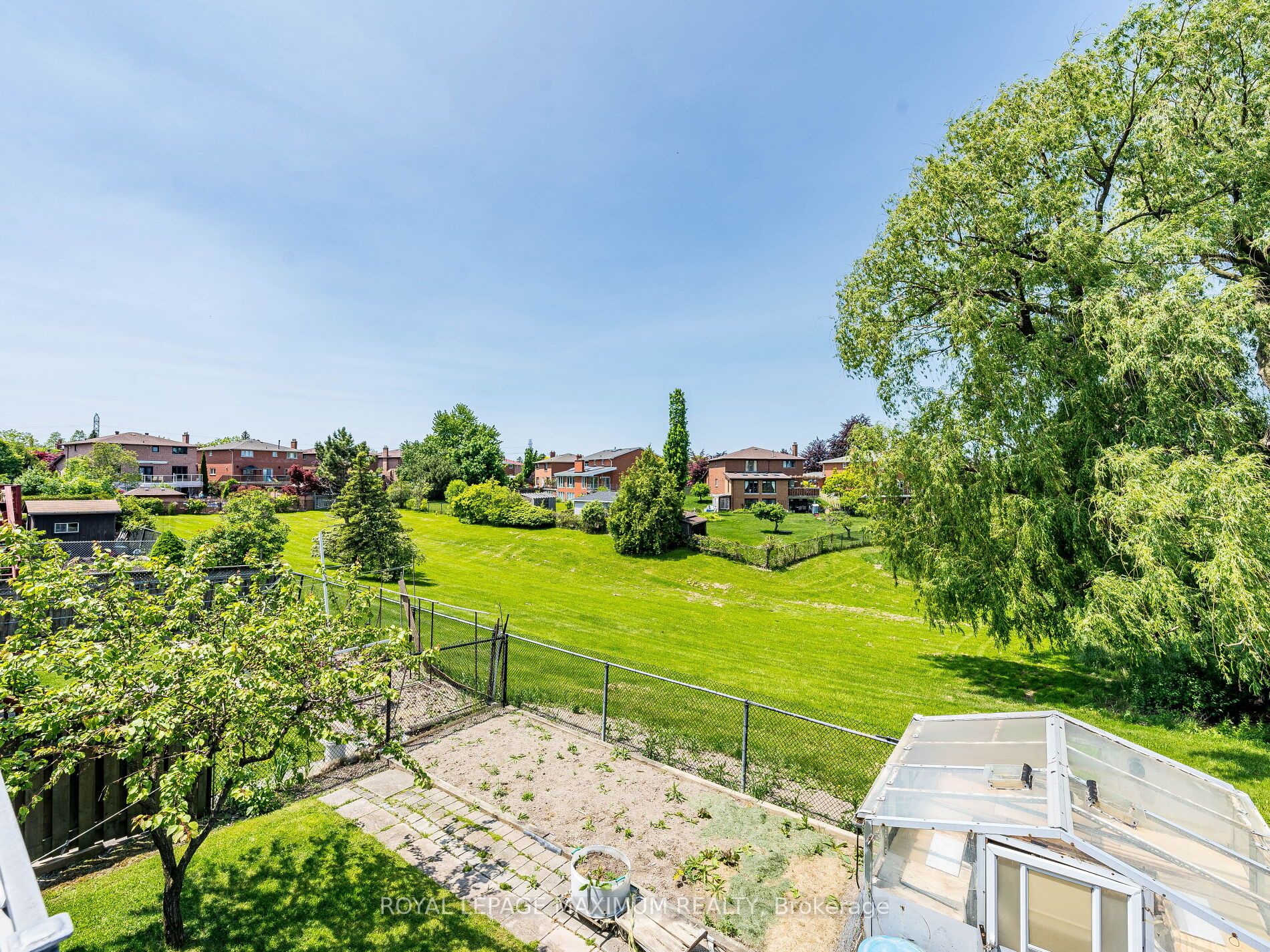 Photo 46 of 131 Kaiser Drive, Vaughan, West Woodbridge — HOMEH