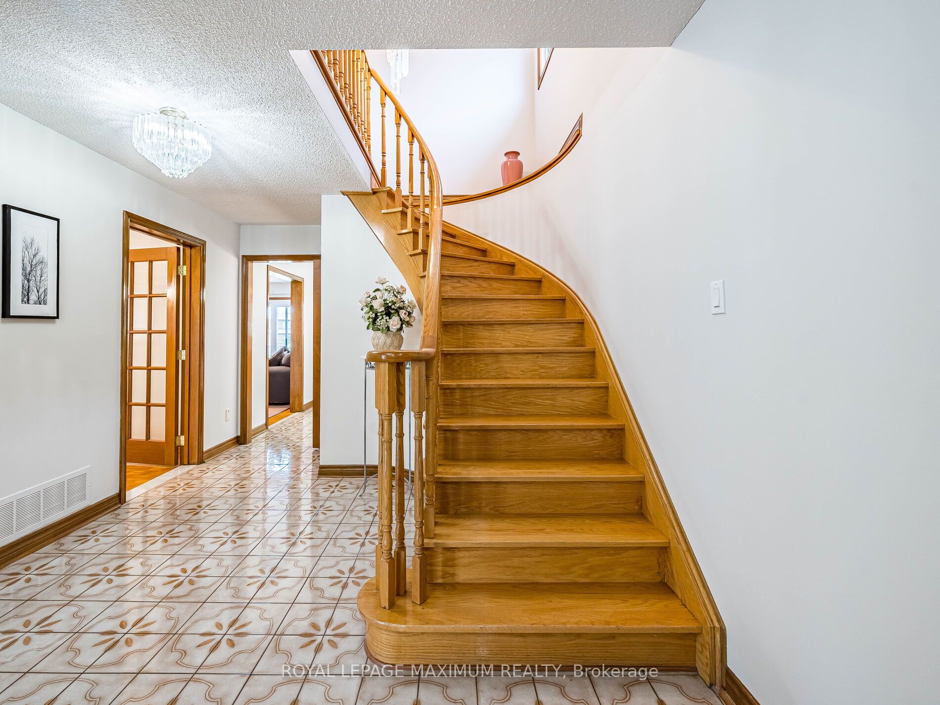 Photo 20 of 131 Kaiser Drive, Vaughan, West Woodbridge — HOMEH