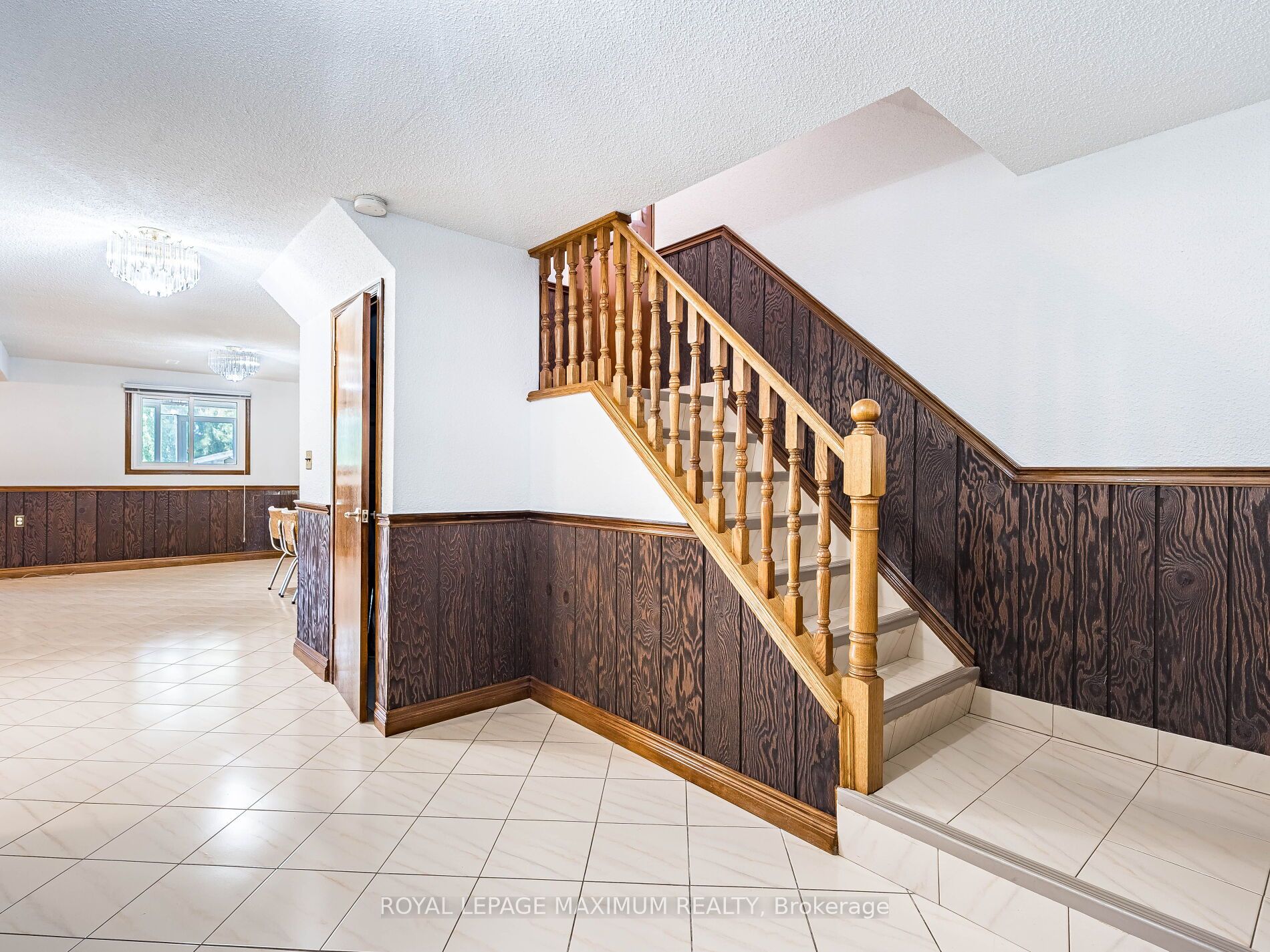 Photo 32 of 131 Kaiser Drive, Vaughan, West Woodbridge — HOMEH