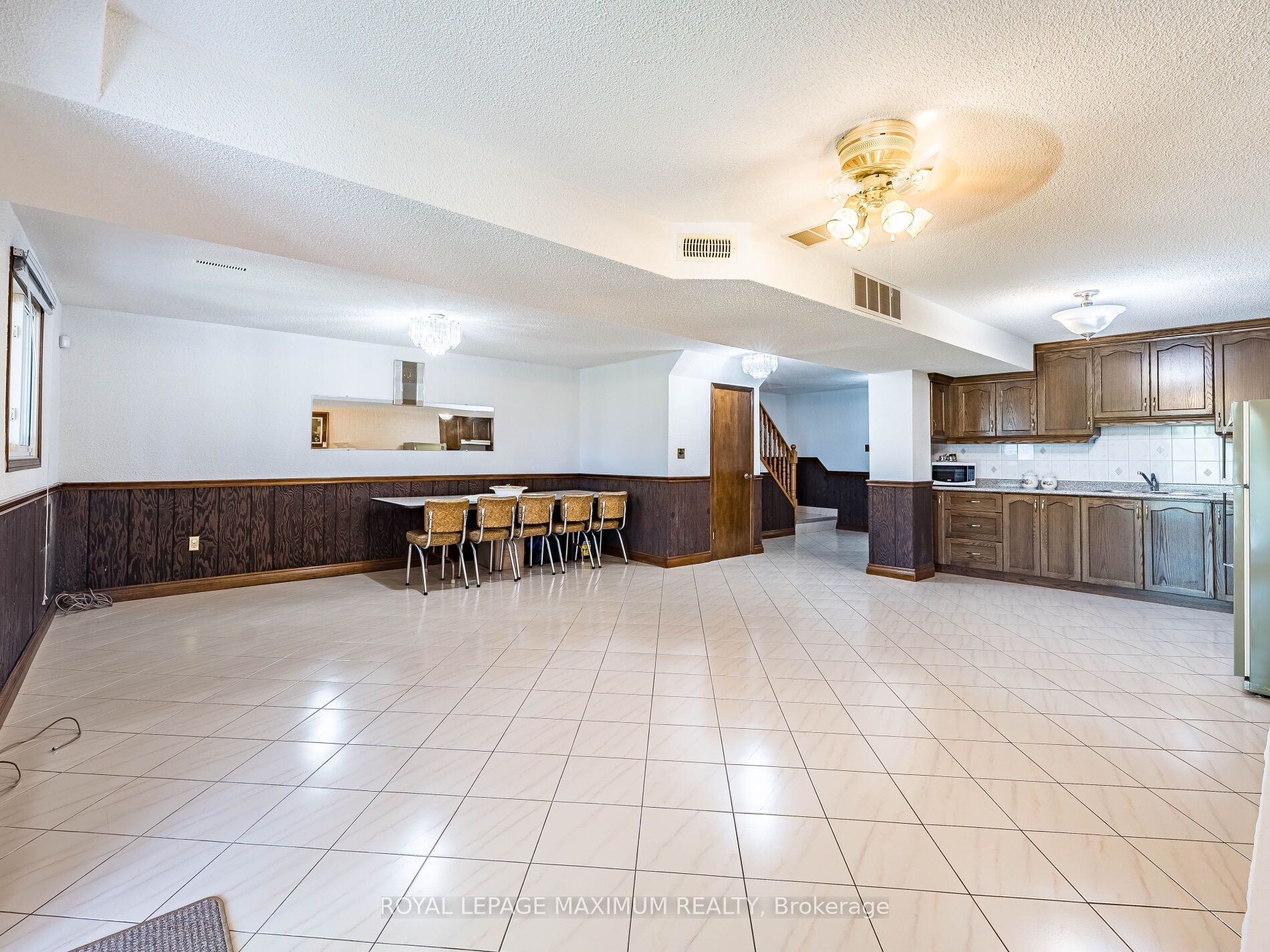 Photo 35 of 131 Kaiser Drive, Vaughan, West Woodbridge — HOMEH