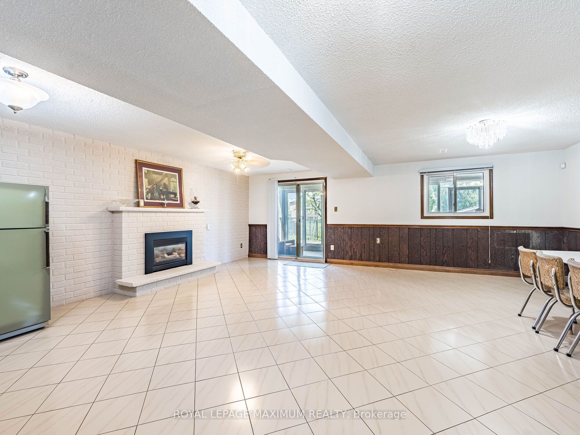 Photo 33 of 131 Kaiser Drive, Vaughan, West Woodbridge — HOMEH