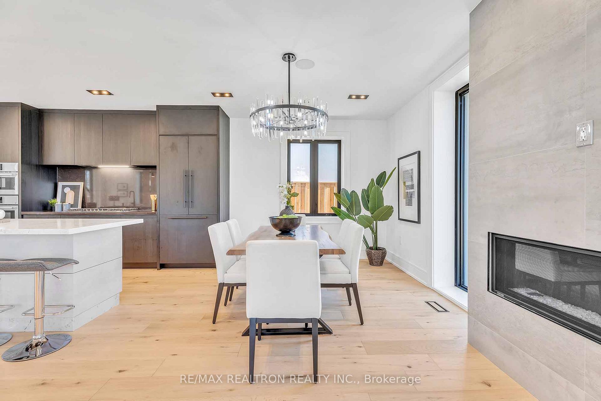 Photo 10 of 93 Highland Park Boulevard, Markham, Grandview — HOMEH