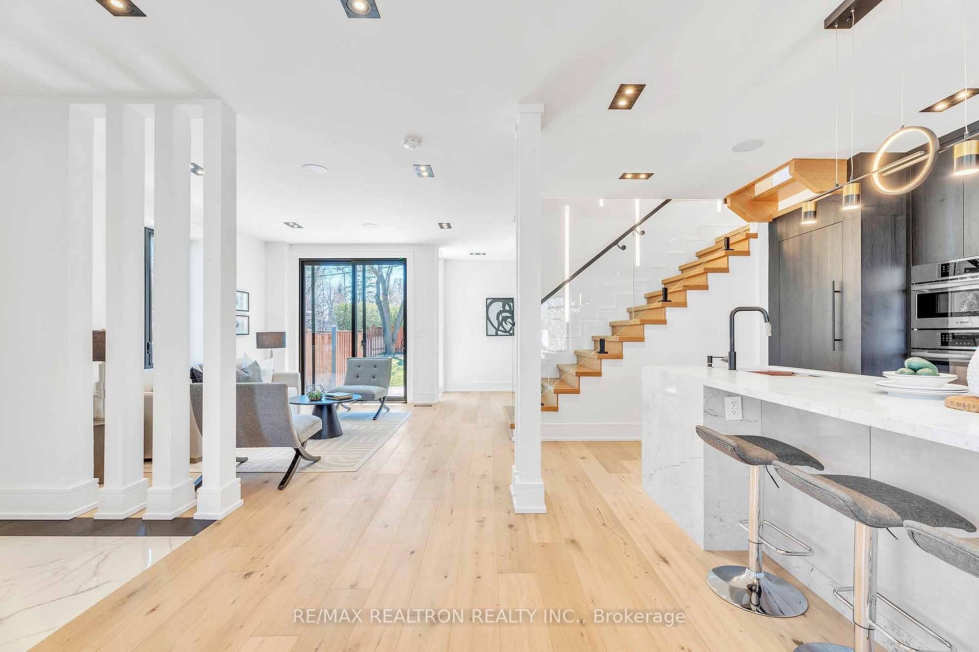 Photo 17 of 93 Highland Park Boulevard, Markham, Grandview — HOMEH