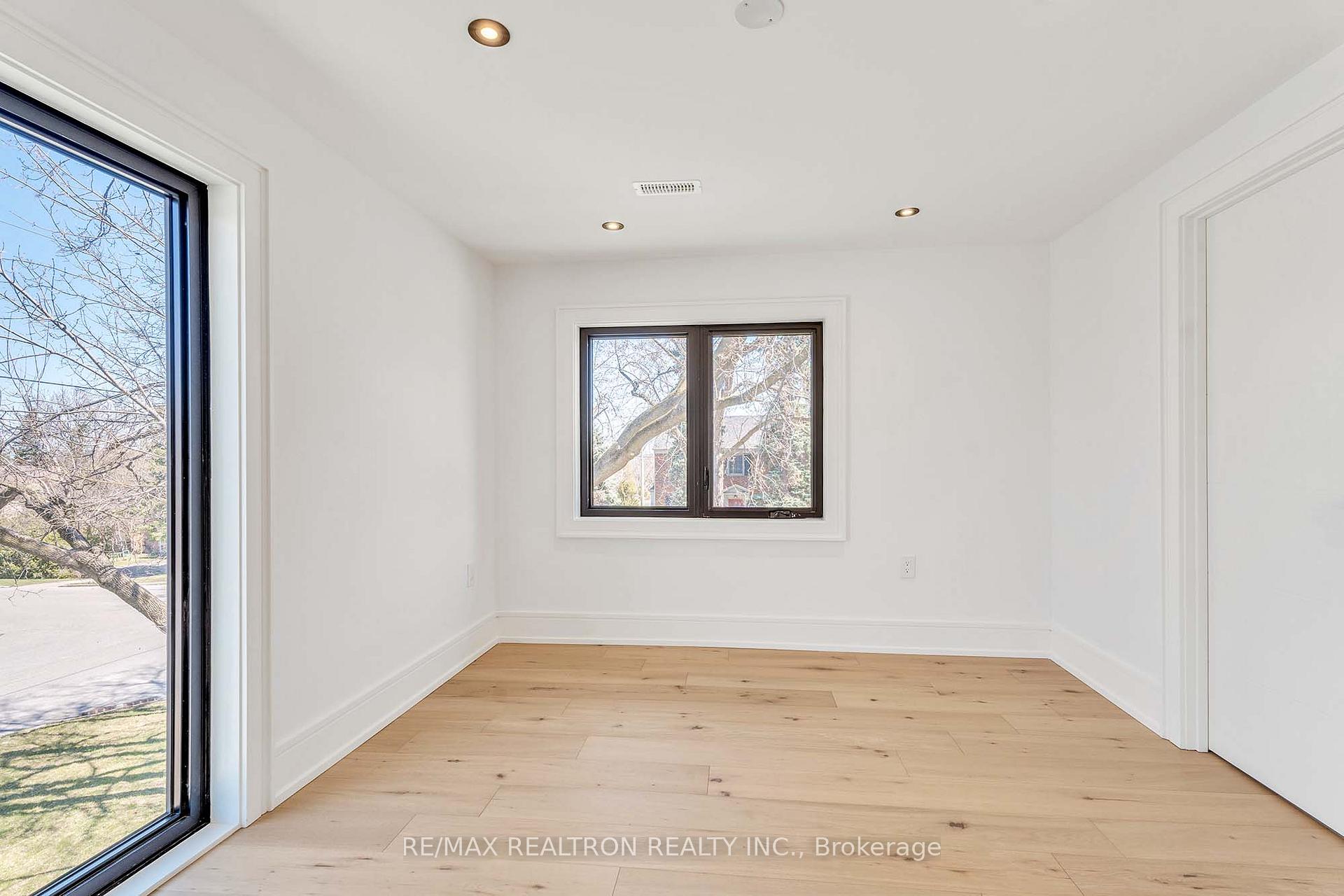 Photo 22 of 93 Highland Park Boulevard, Markham, Grandview — HOMEH