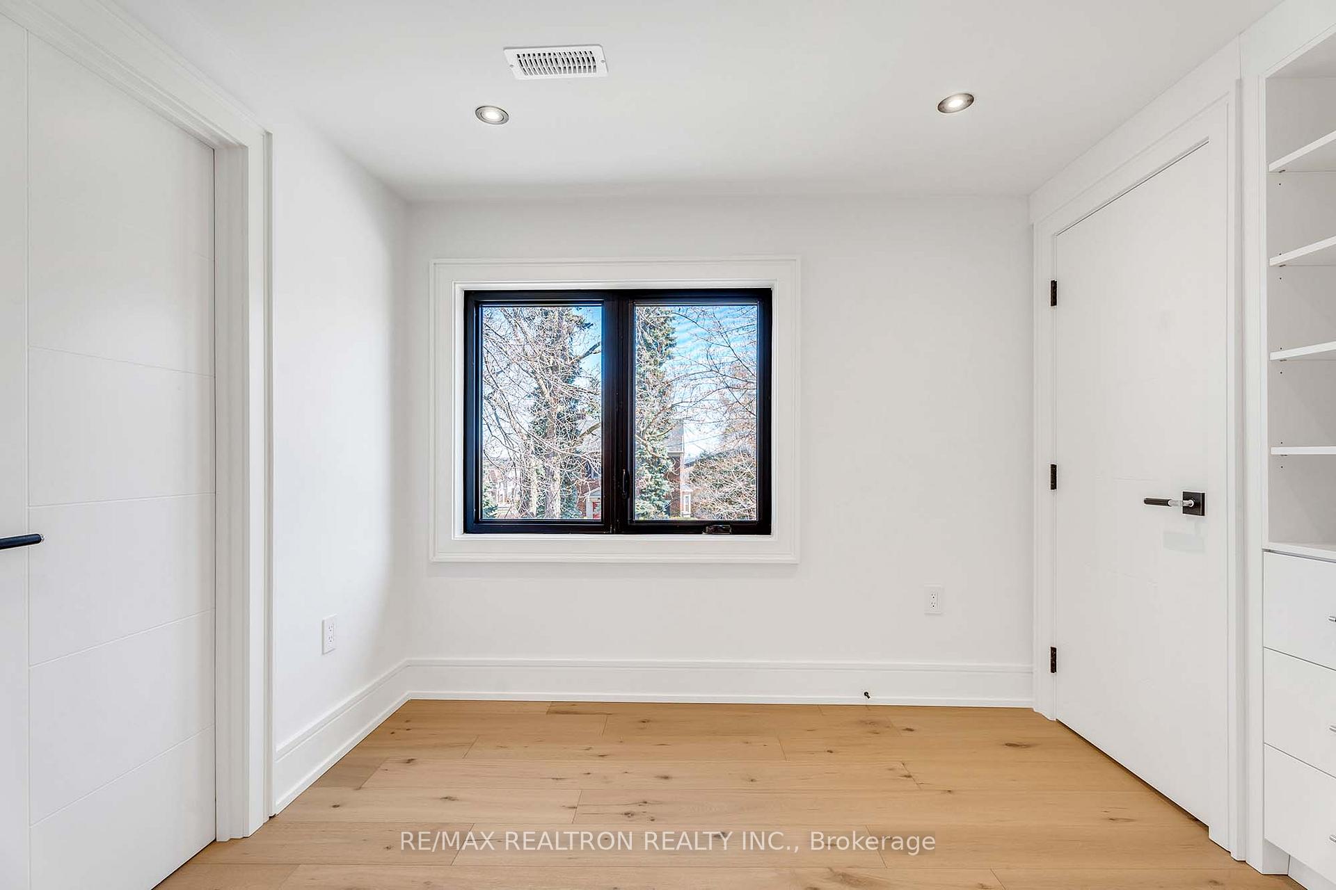 Photo 38 of 93 Highland Park Boulevard, Markham, Grandview — HOMEH