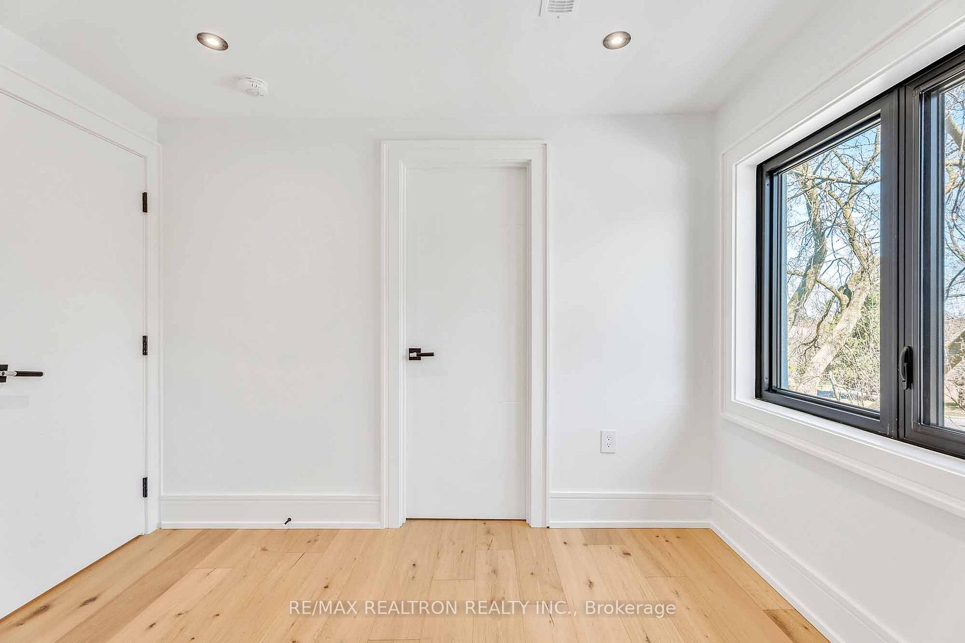 Photo 45 of 93 Highland Park Boulevard, Markham, Grandview — HOMEH