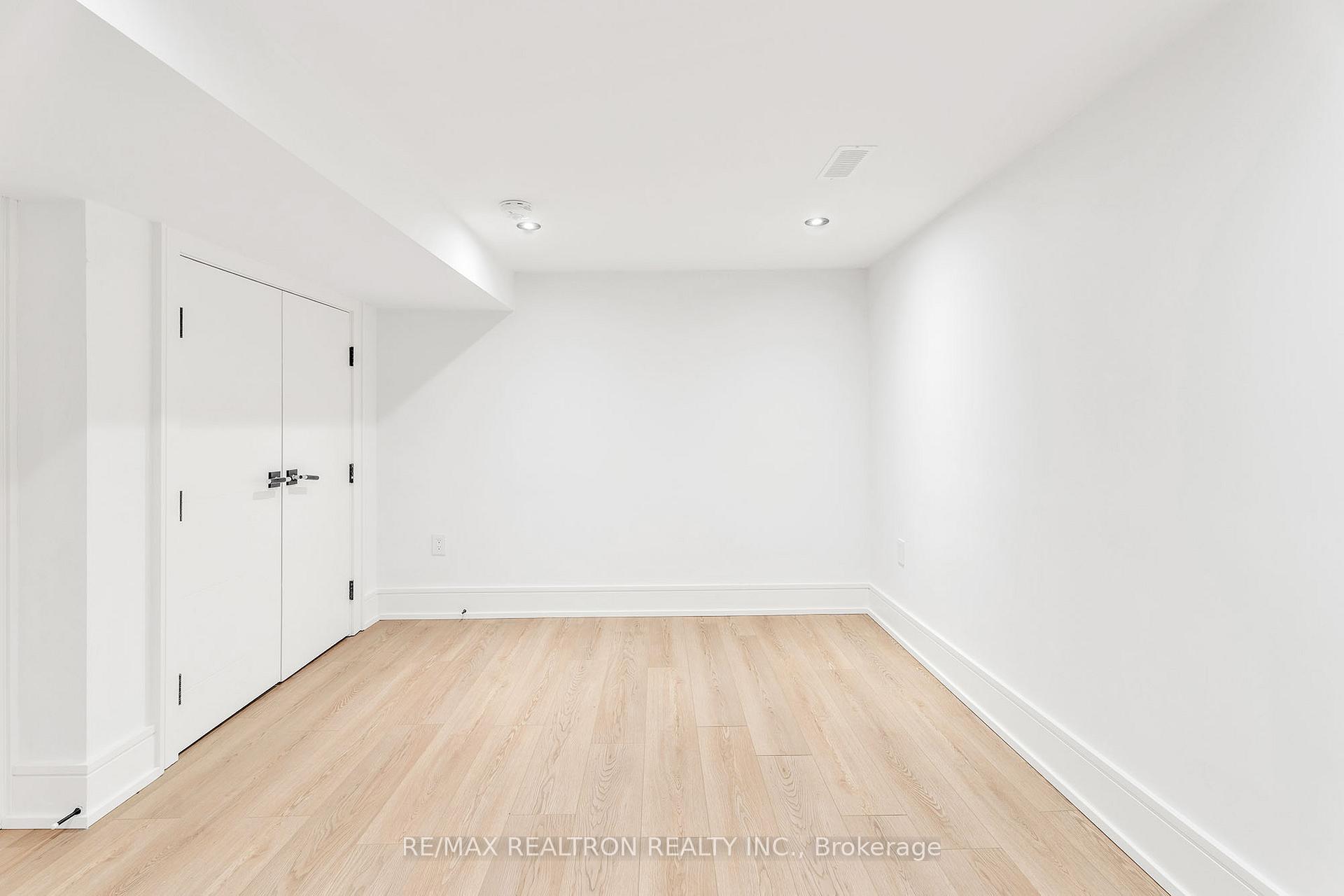 Photo 27 of 93 Highland Park Boulevard, Markham, Grandview — HOMEH