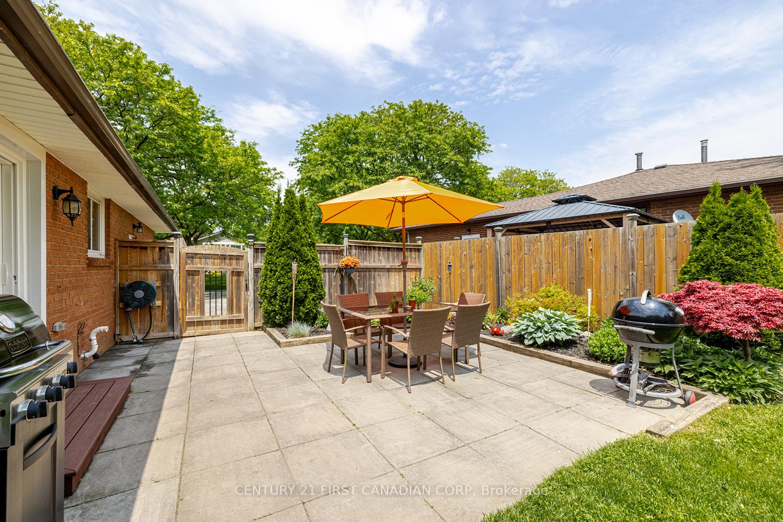 Photo 29 of 45 Downing Crescent, London, South S — HOMEH