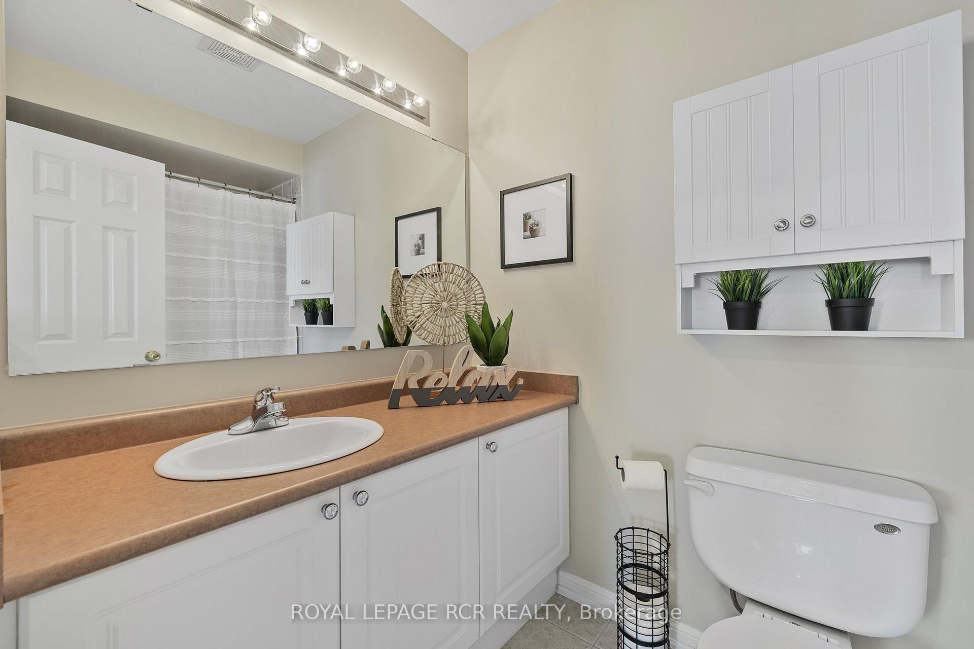 Photo 35 of 34 Childs Court, Clarington, Bowmanville — HOMEH