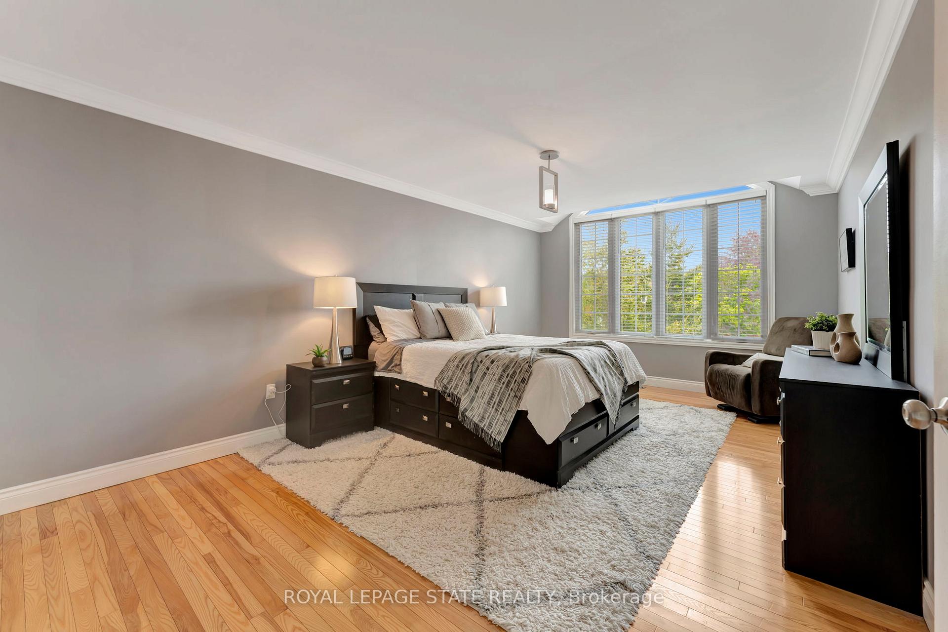 Photo 12 of 660 Highvalley Road, Hamilton, Ancaster — HOMEH