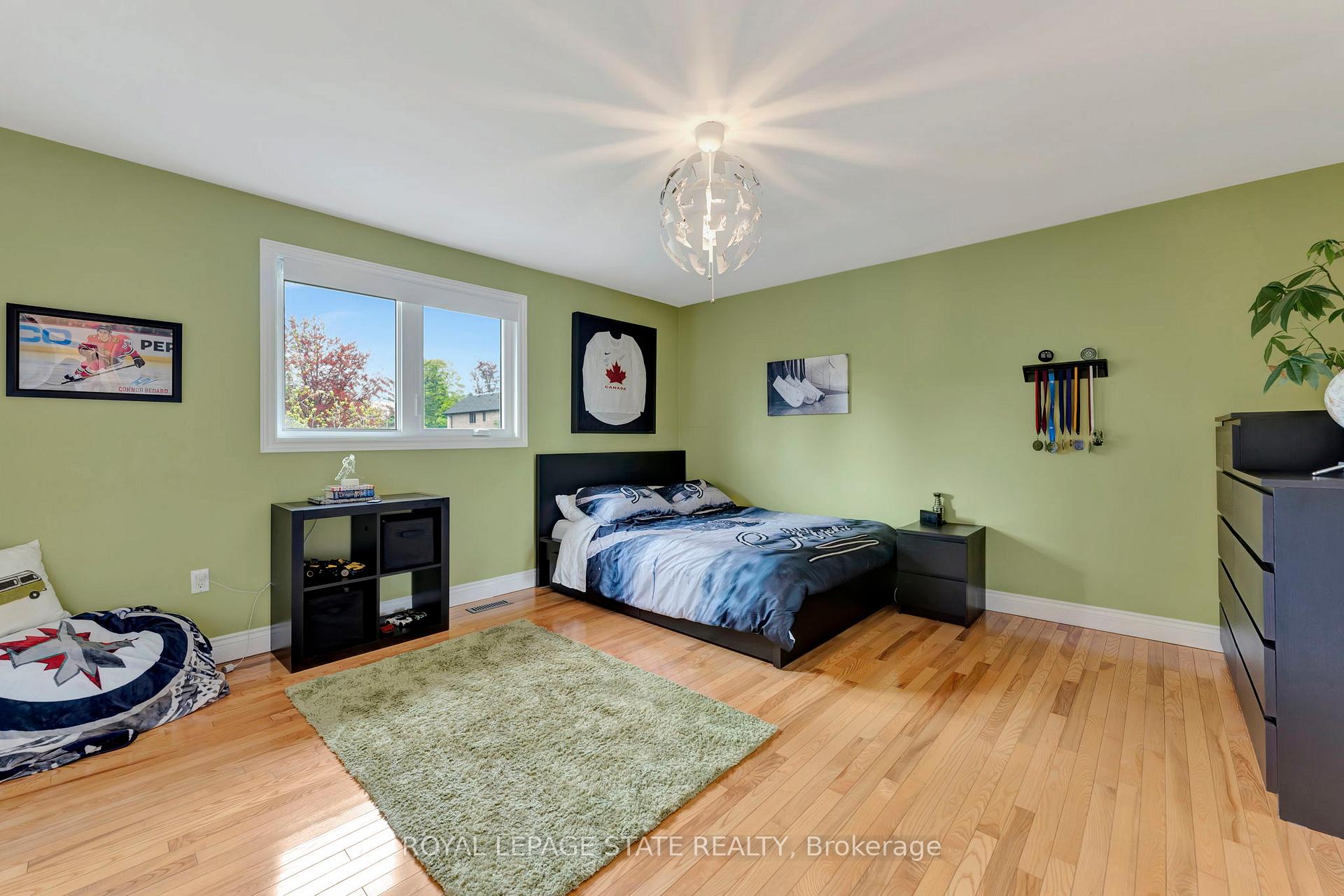 Photo 22 of 660 Highvalley Road, Hamilton, Ancaster — HOMEH